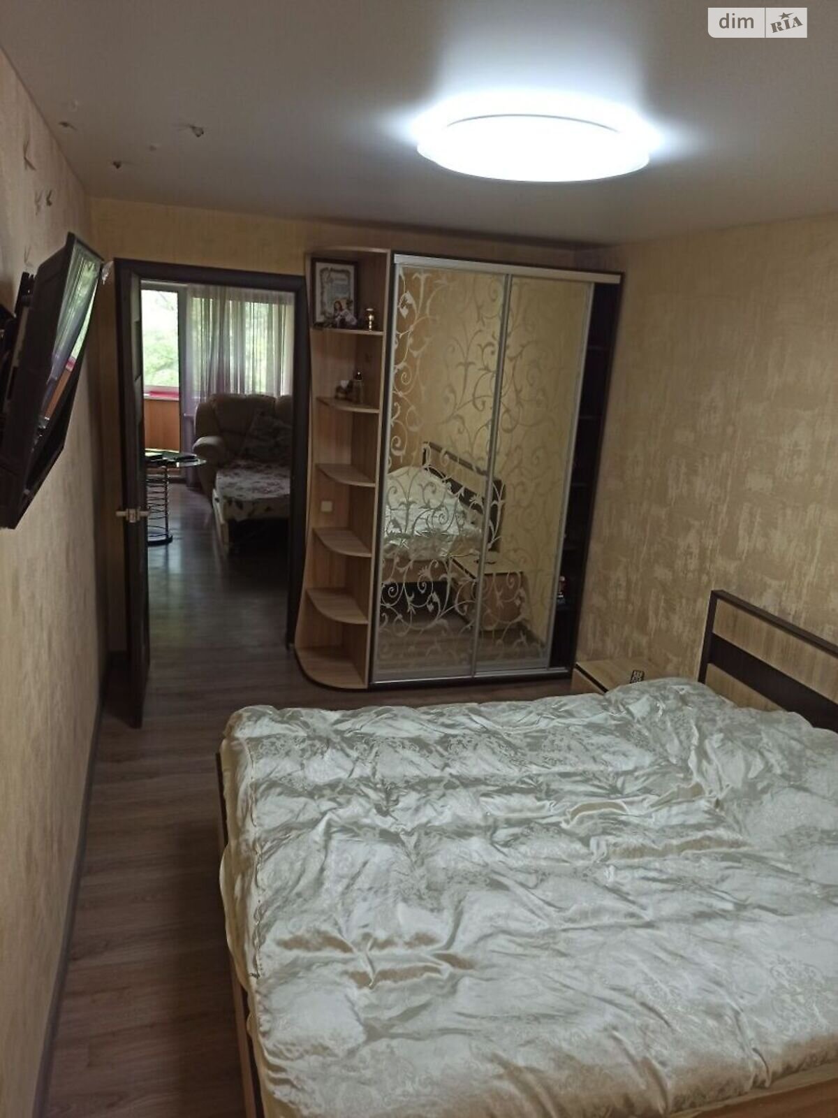 Продажа двухкомнатной квартиры в Запорожье, на просп. Соборный, район Александровский (Жовтневый) фото 1