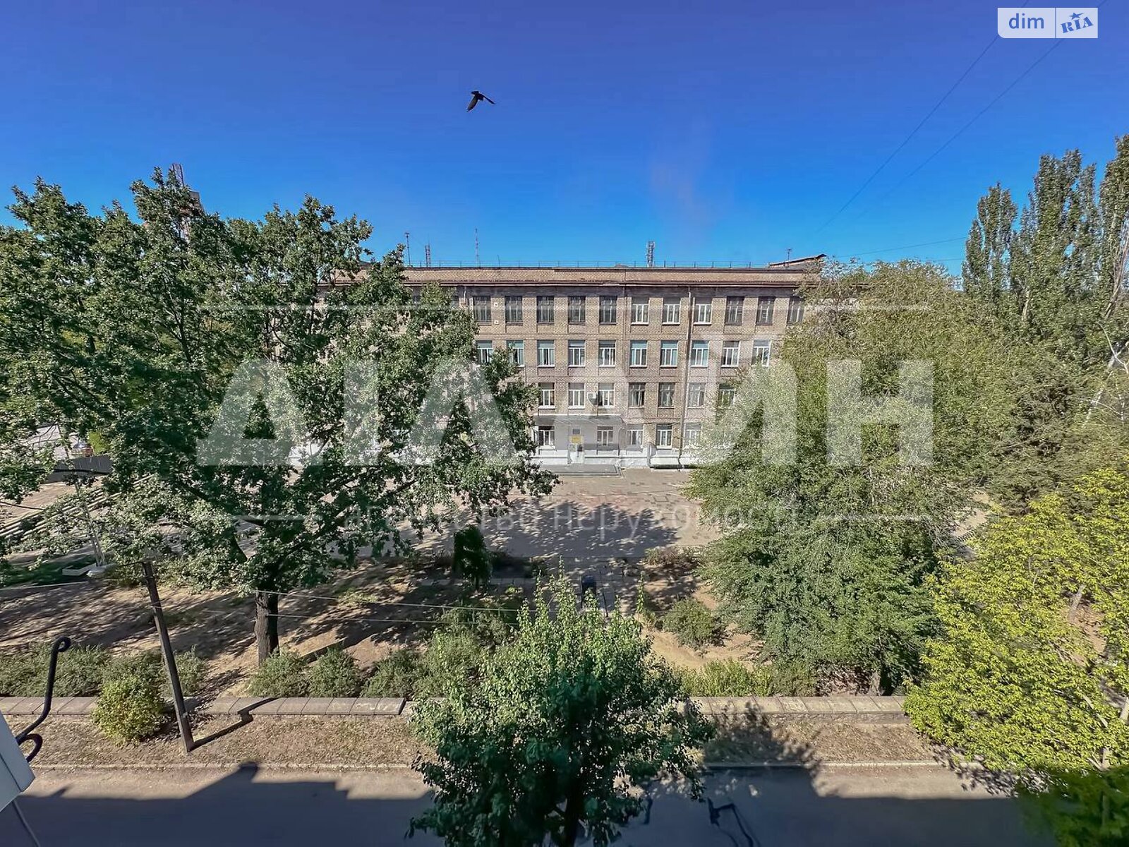 Продаж трикімнатної квартири в Запоріжжі, на просп. Соборний 154Б, район Олександрівський (Жовтневий) фото 1 Продаж трикімнатної квартири в Запоріжжі, на просп. Соборний 154Б, район Олександрівський (Жовтневий) фото 1