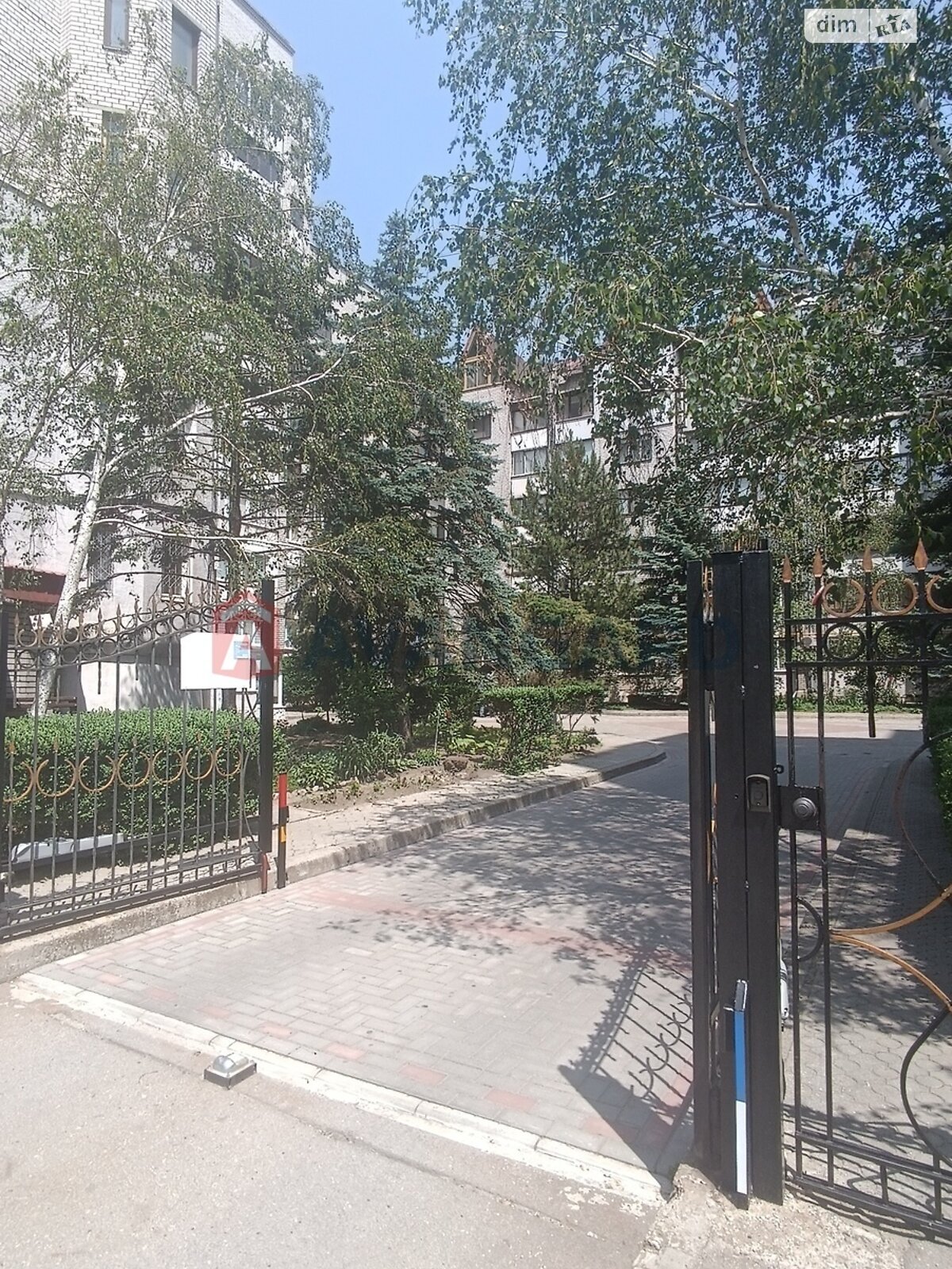 Продаж трикімнатної квартири в Запоріжжі, на вул. Святого Миколая 71, район Олександрівський (Жовтневий) фото 3