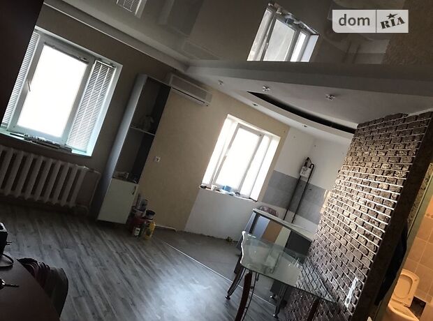 Продажа трехкомнатной квартиры в Запорожье, на ул. Украинская 8 район Александровский (Жовтневый) фото 1