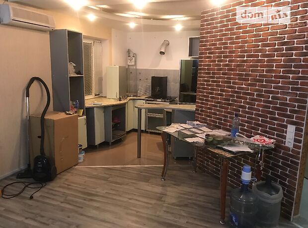 Продажа трехкомнатной квартиры в Запорожье, на ул. Украинская 8 район Александровский (Жовтневый) фото 1 Продажа трехкомнатной квартиры в Запорожье, на ул. Украинская 8 район Александровский (Жовтневый) фото 1