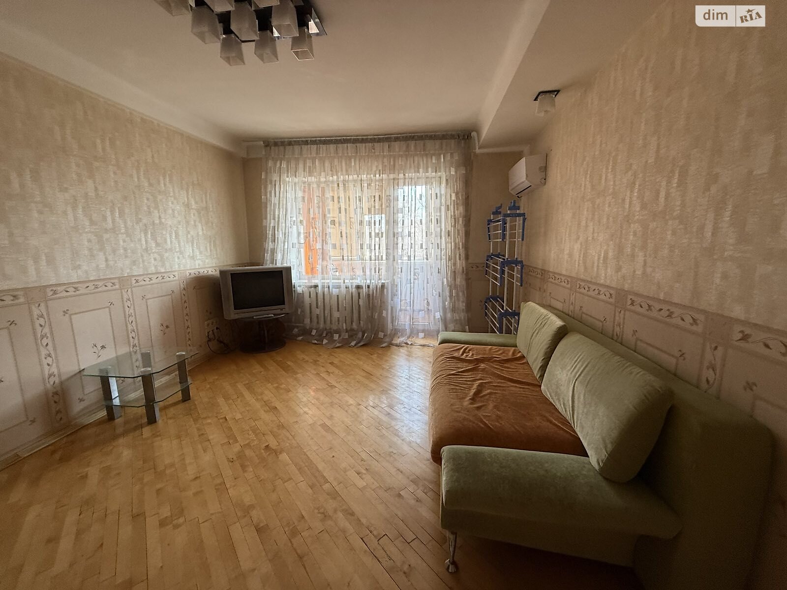 Продажа четырехкомнатной квартиры в Запорожье, на ул. Украинская 34, район Александровский (Жовтневый) фото 1 Продажа четырехкомнатной квартиры в Запорожье, на ул. Украинская 34, район Александровский (Жовтневый) фото 1