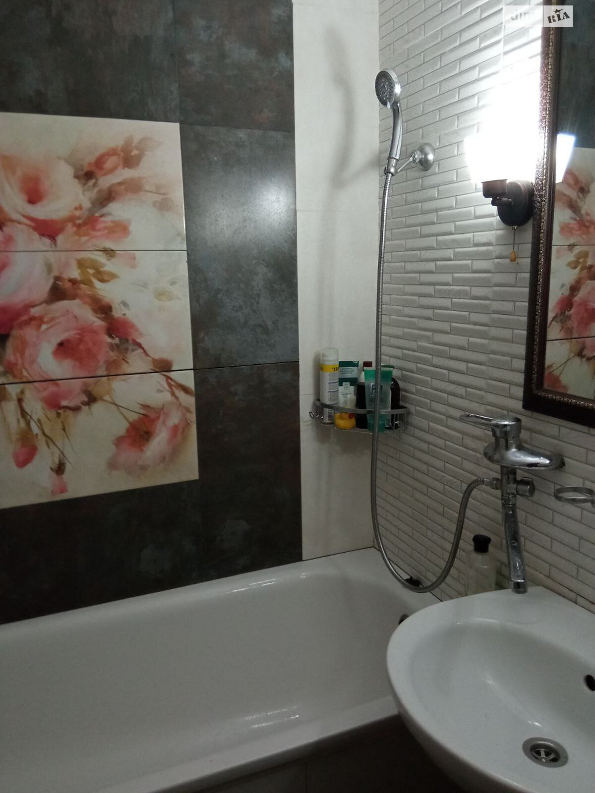 Продаж двокімнатної квартири в Запоріжжі, на вул. Запорізька, район Олександрівський (Жовтневий) фото 1 Продаж двокімнатної квартири в Запоріжжі, на вул. Запорізька, район Олександрівський (Жовтневий) фото 1