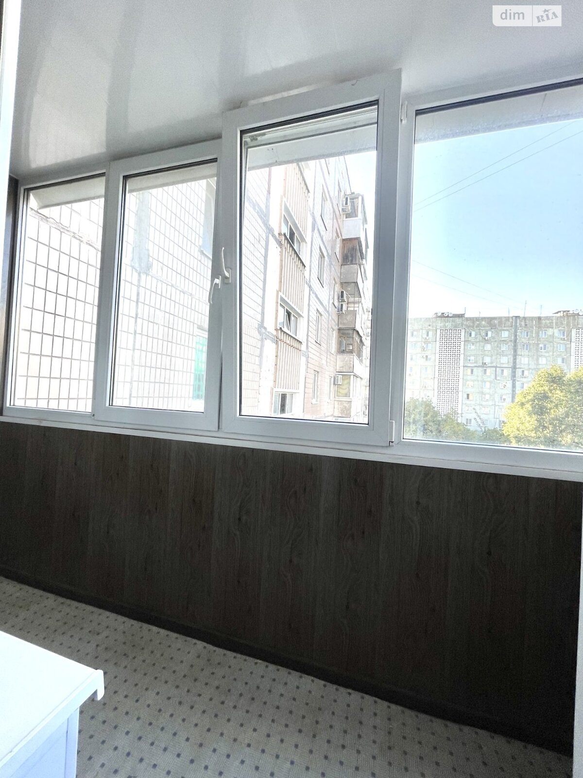 Продаж трикімнатної квартири в Запоріжжі, на вул. Дніпровські пороги, район Бородинський фото 1