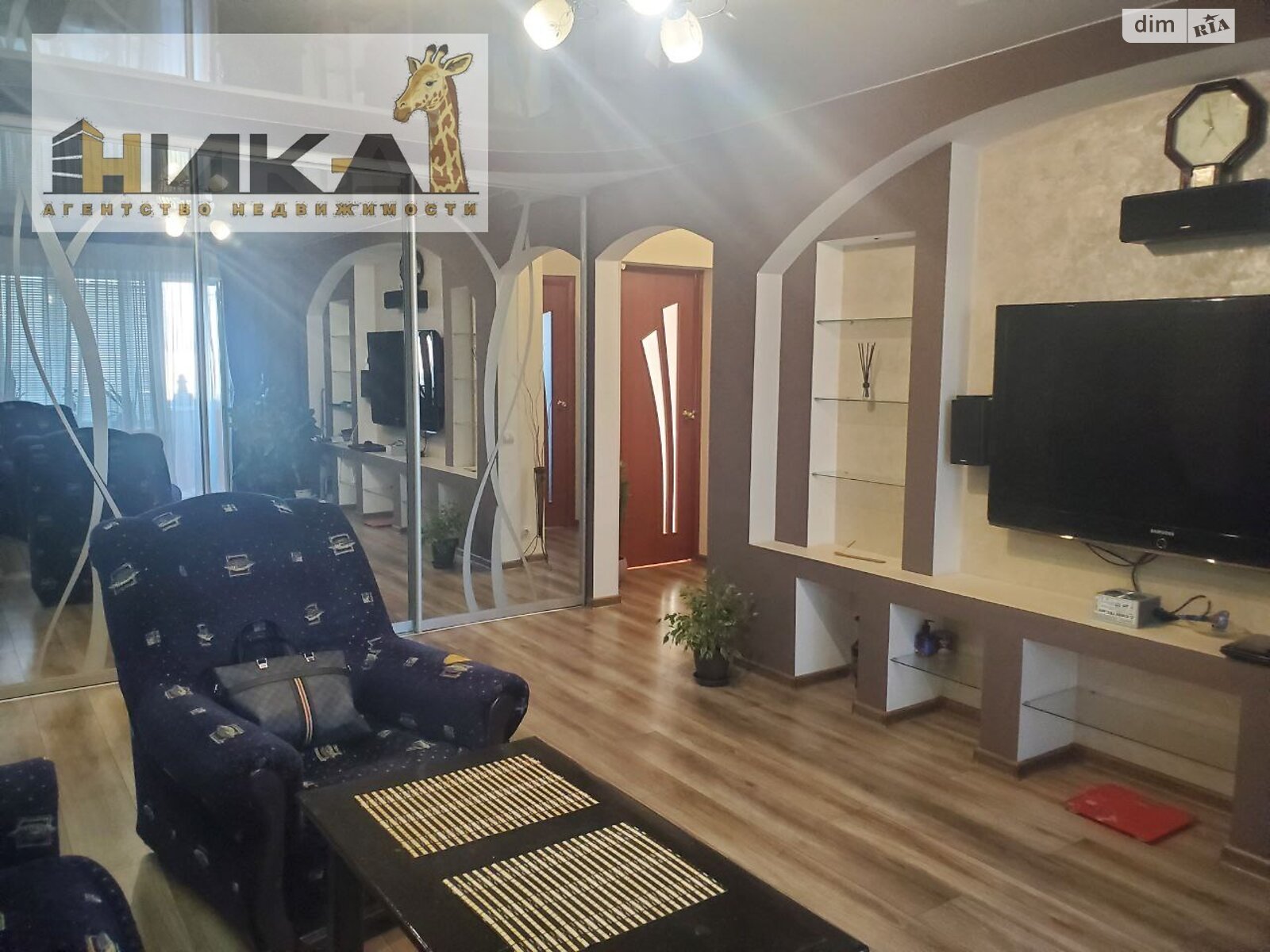 Продажа трехкомнатной квартиры в Запорожье, на ул. Петра Сагайдачного 16, район Бородинский фото 1 Продажа трехкомнатной квартиры в Запорожье, на ул. Петра Сагайдачного 16, район Бородинский фото 1