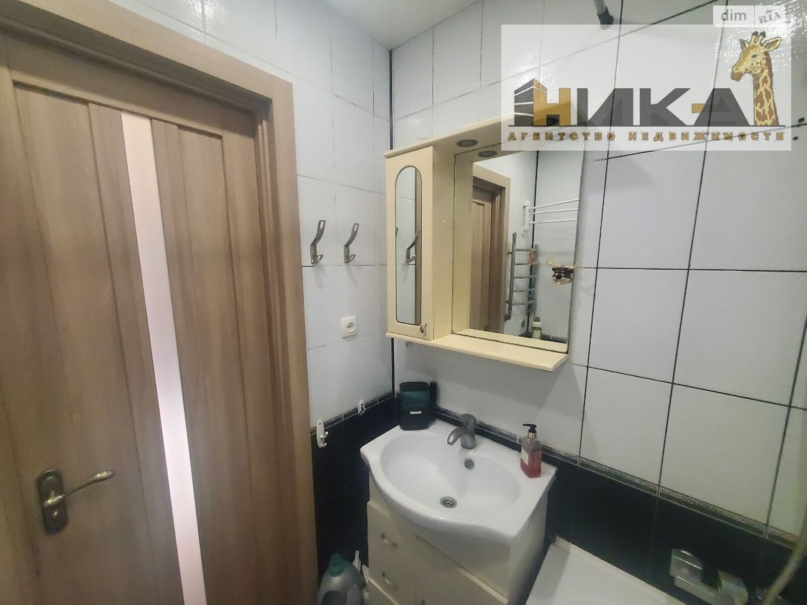 Продажа трехкомнатной квартиры в Запорожье, на ул. Петра Сагайдачного 16, район Бородинский фото 1 Продажа трехкомнатной квартиры в Запорожье, на ул. Петра Сагайдачного 16, район Бородинский фото 1