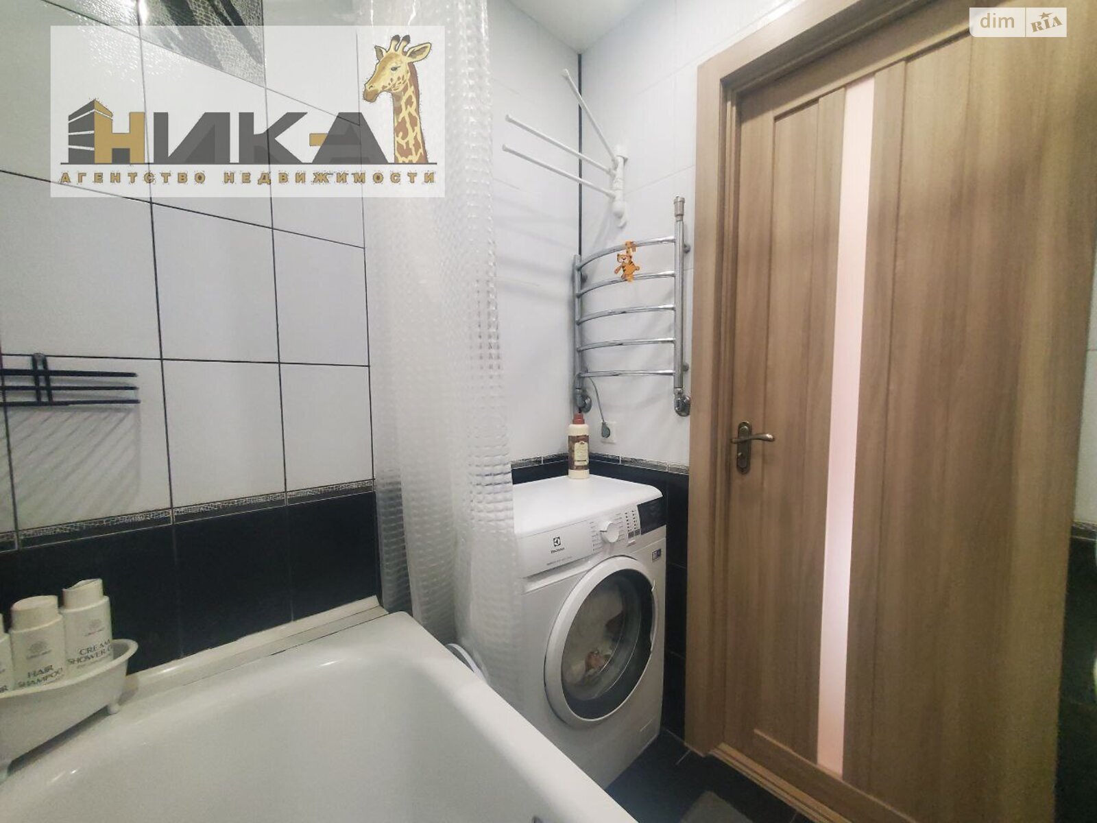 Продажа трехкомнатной квартиры в Запорожье, на ул. Петра Сагайдачного 16, район Бородинский фото 1 Продажа трехкомнатной квартиры в Запорожье, на ул. Петра Сагайдачного 16, район Бородинский фото 1