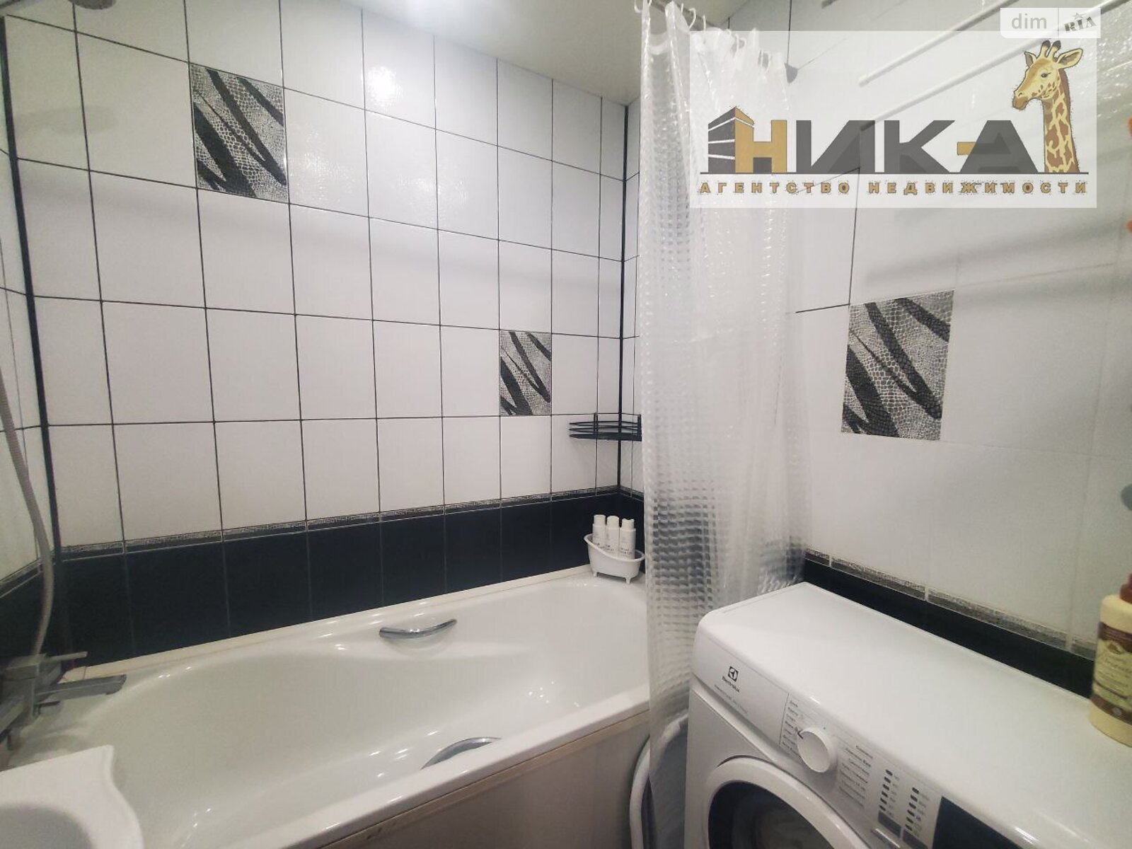 Продажа трехкомнатной квартиры в Запорожье, на ул. Петра Сагайдачного 16, район Бородинский фото 1 Продажа трехкомнатной квартиры в Запорожье, на ул. Петра Сагайдачного 16, район Бородинский фото 1