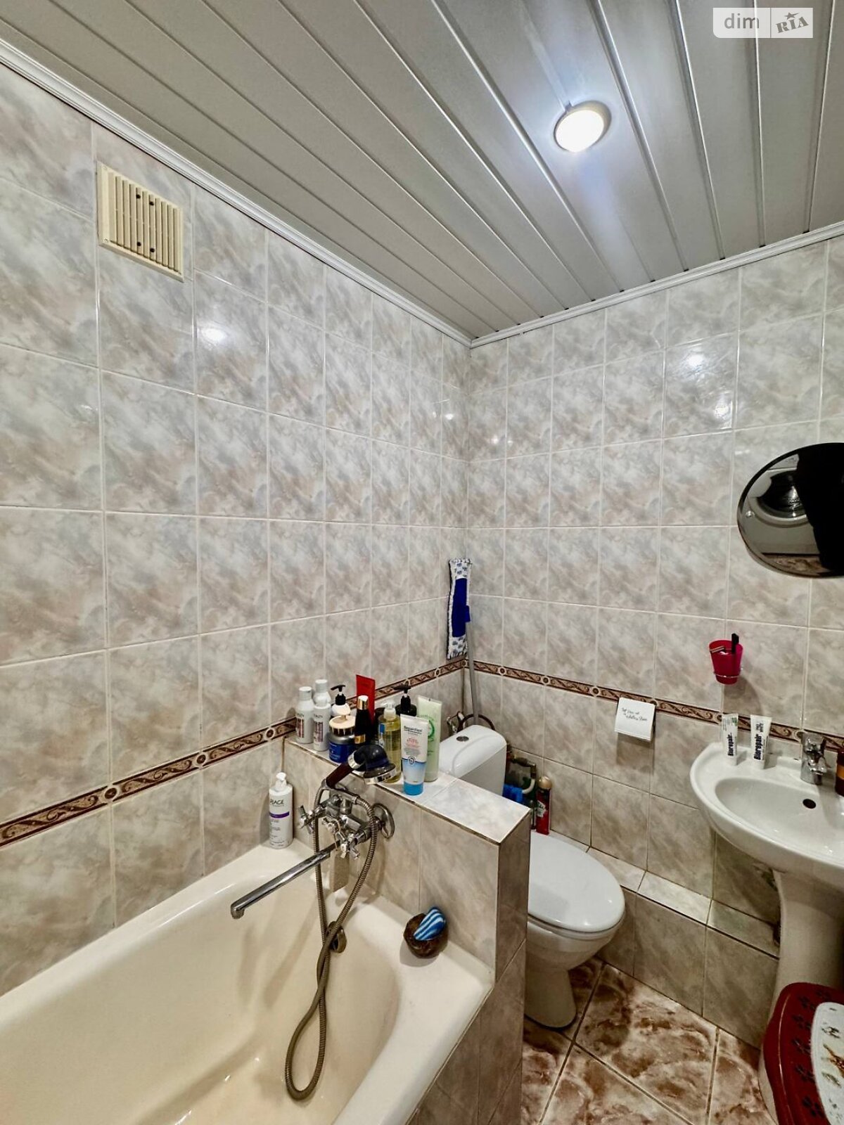 Продажа двухкомнатной квартиры в Запорожье, на ул. Петра Сагайдачного 11, район Бородинский фото 1 Продажа двухкомнатной квартиры в Запорожье, на ул. Петра Сагайдачного 11, район Бородинский фото 1