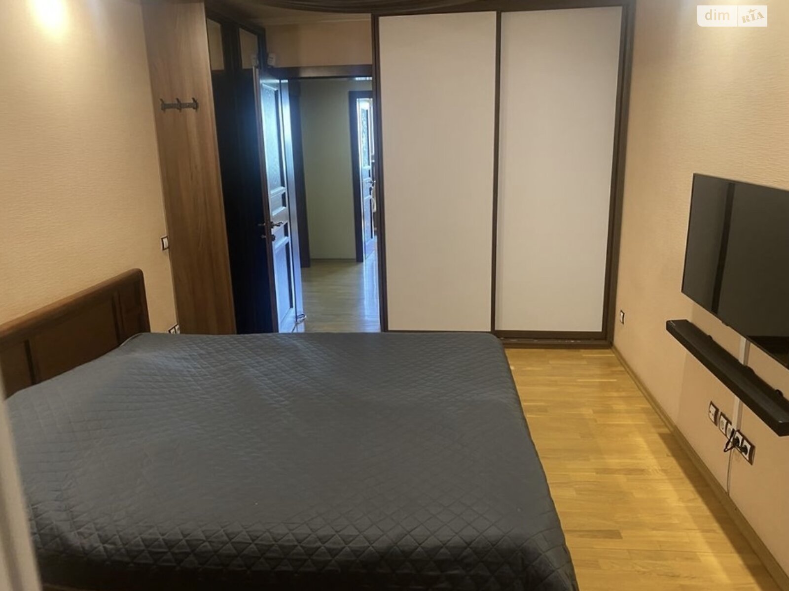 Продажа трехкомнатной квартиры в Запорожье, на ул. Професора Толока, район Бородинский фото 1 Продажа трехкомнатной квартиры в Запорожье, на ул. Професора Толока, район Бородинский фото 1