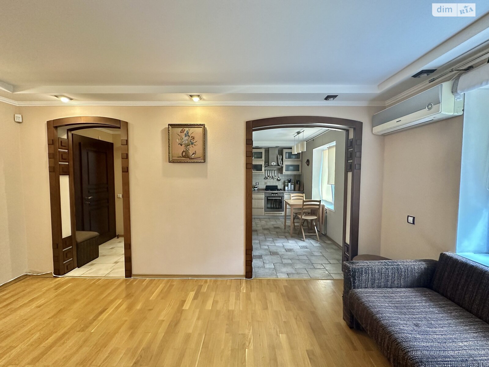 Продажа трехкомнатной квартиры в Запорожье, на ул. Професора Толока, район Бородинский фото 1 Продажа трехкомнатной квартиры в Запорожье, на ул. Професора Толока, район Бородинский фото 1