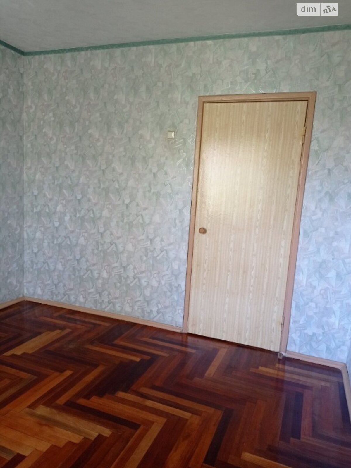 Продажа трехкомнатной квартиры в Запорожье, на ул. Товарищеская, район Бородинский фото 1