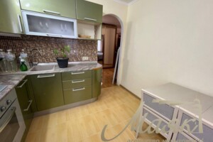Продажа двухкомнатной квартиры в Запорожье, на ул. Товарищеская 68А, район Бородинский фото 2