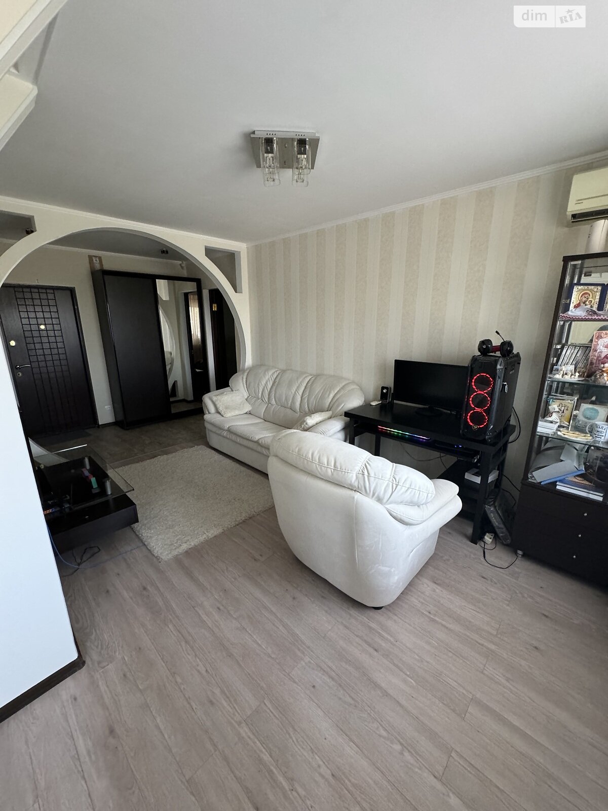 Продажа двухкомнатной квартиры в Запорожье, на ул. Товарищеская 66А, район Бородинский фото 1 Продажа двухкомнатной квартиры в Запорожье, на ул. Товарищеская 66А, район Бородинский фото 1