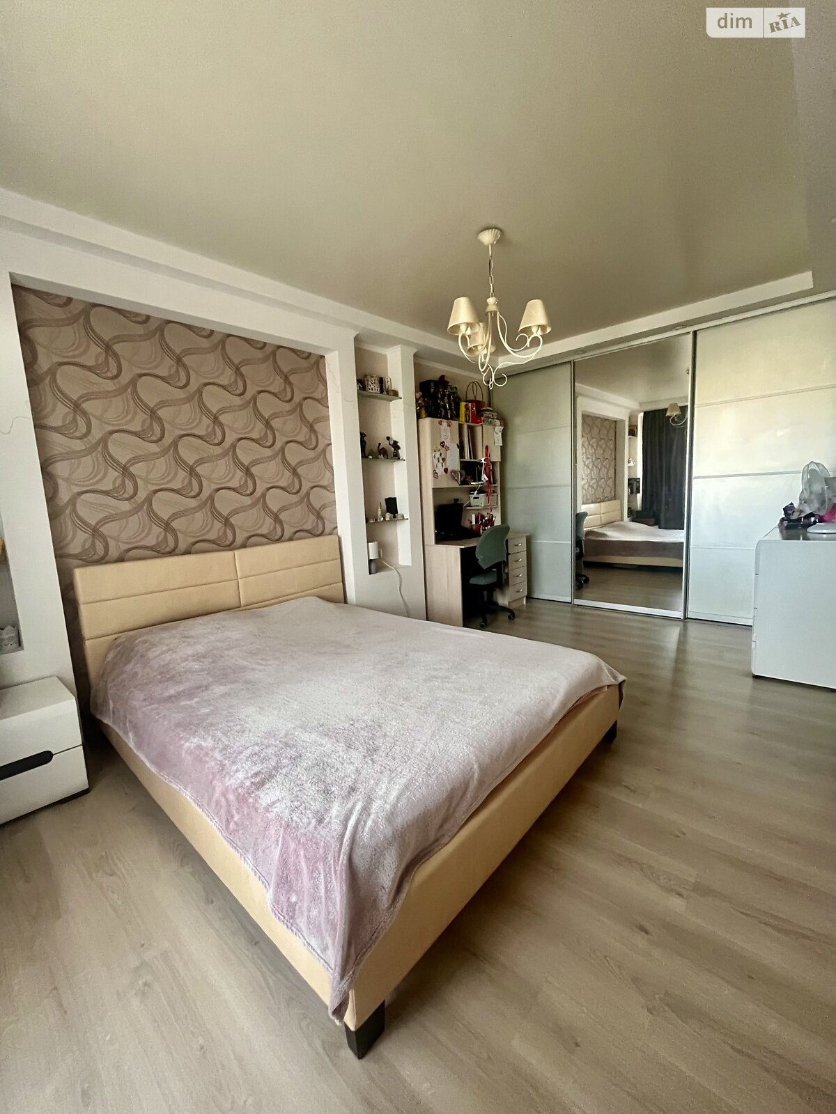 Продажа двухкомнатной квартиры в Запорожье, на ул. Товарищеская, район Бородинский фото 1 Продажа двухкомнатной квартиры в Запорожье, на ул. Товарищеская, район Бородинский фото 1