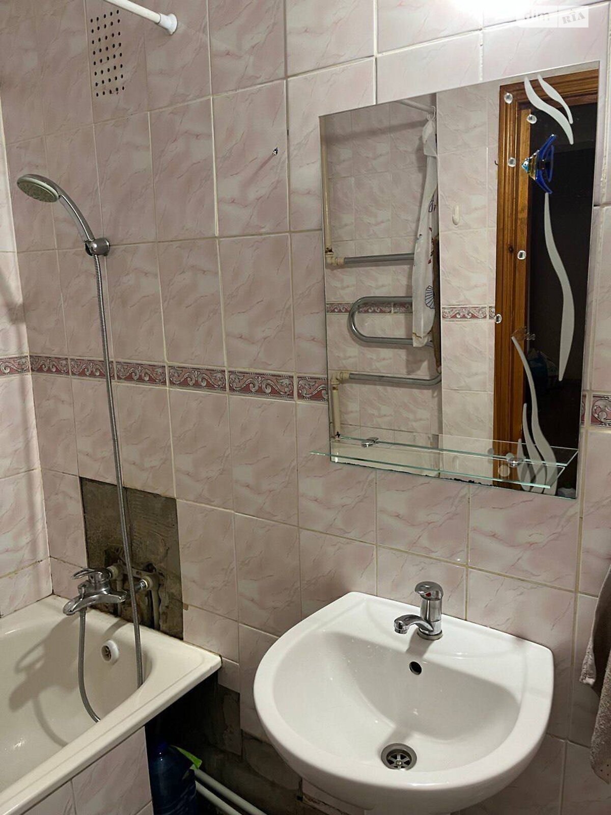 Продажа двухкомнатной квартиры в Запорожье, на ул. Товарищеская, район Бородинский фото 1 Продажа двухкомнатной квартиры в Запорожье, на ул. Товарищеская, район Бородинский фото 1