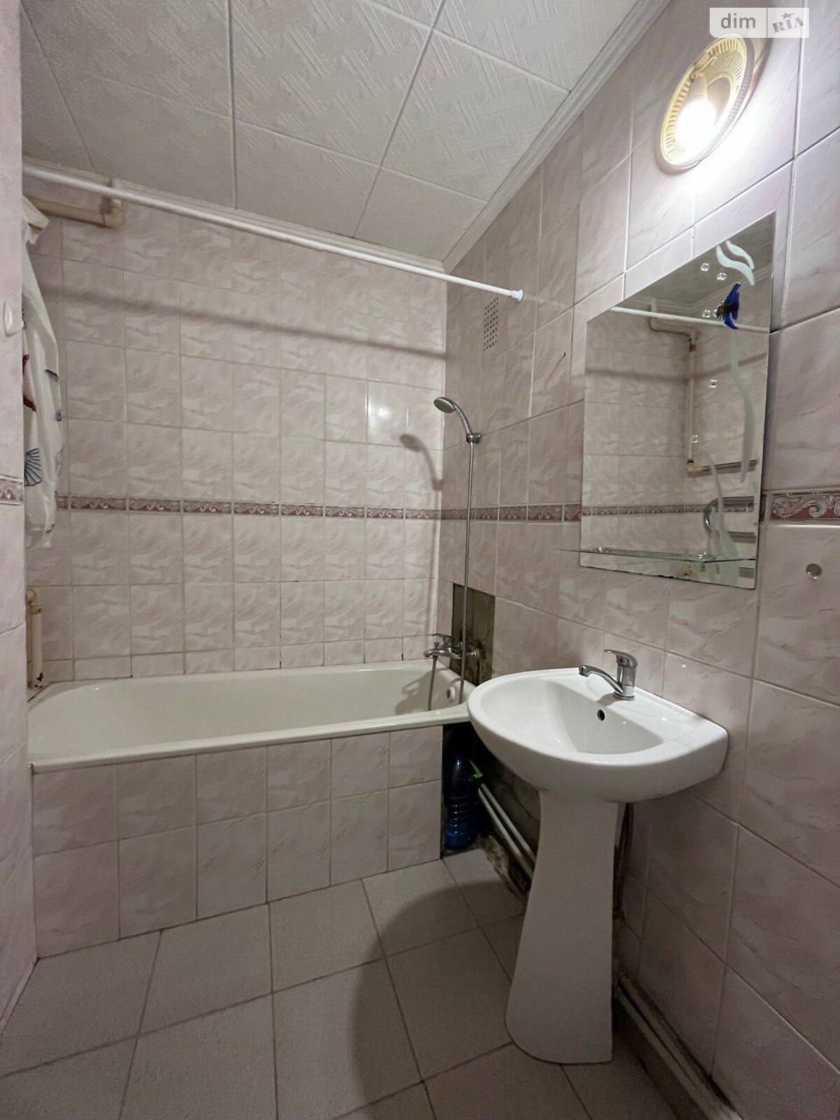 Продажа двухкомнатной квартиры в Запорожье, на ул. Товарищеская, район Бородинский фото 1 Продажа двухкомнатной квартиры в Запорожье, на ул. Товарищеская, район Бородинский фото 1