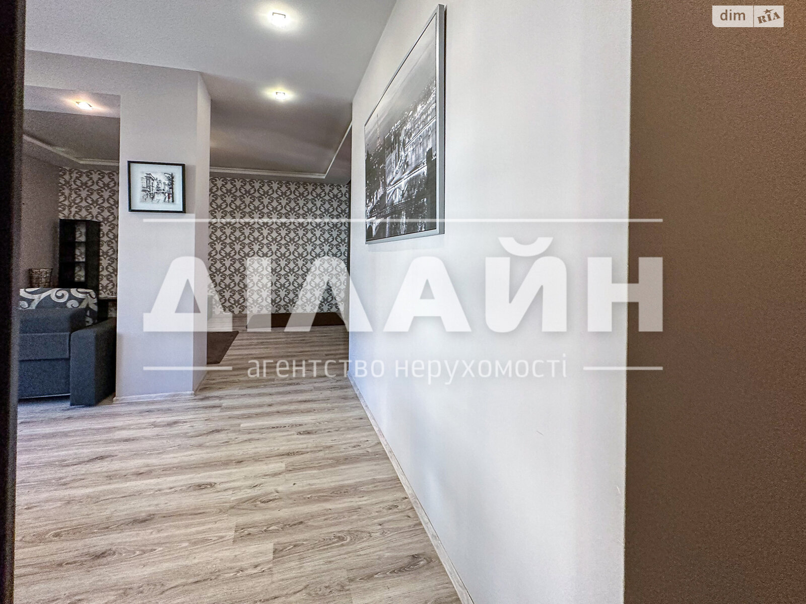 Продаж двокімнатної квартири в Запоріжжі, на вул. Дніпровські пороги 15В, фото 1 Продаж двокімнатної квартири в Запоріжжі, на вул. Дніпровські пороги 15В, фото 1