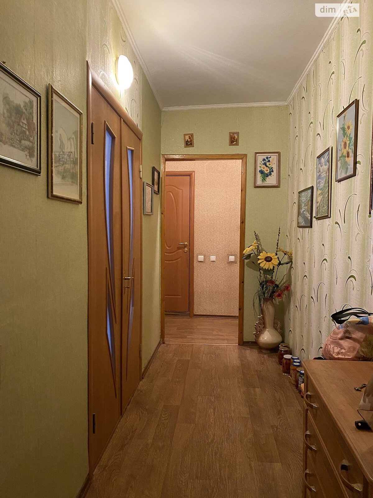 Продаж трикімнатної квартири в Запоріжжі, на вул. Ладозька, район Дніпровський (Ленінський) фото 1