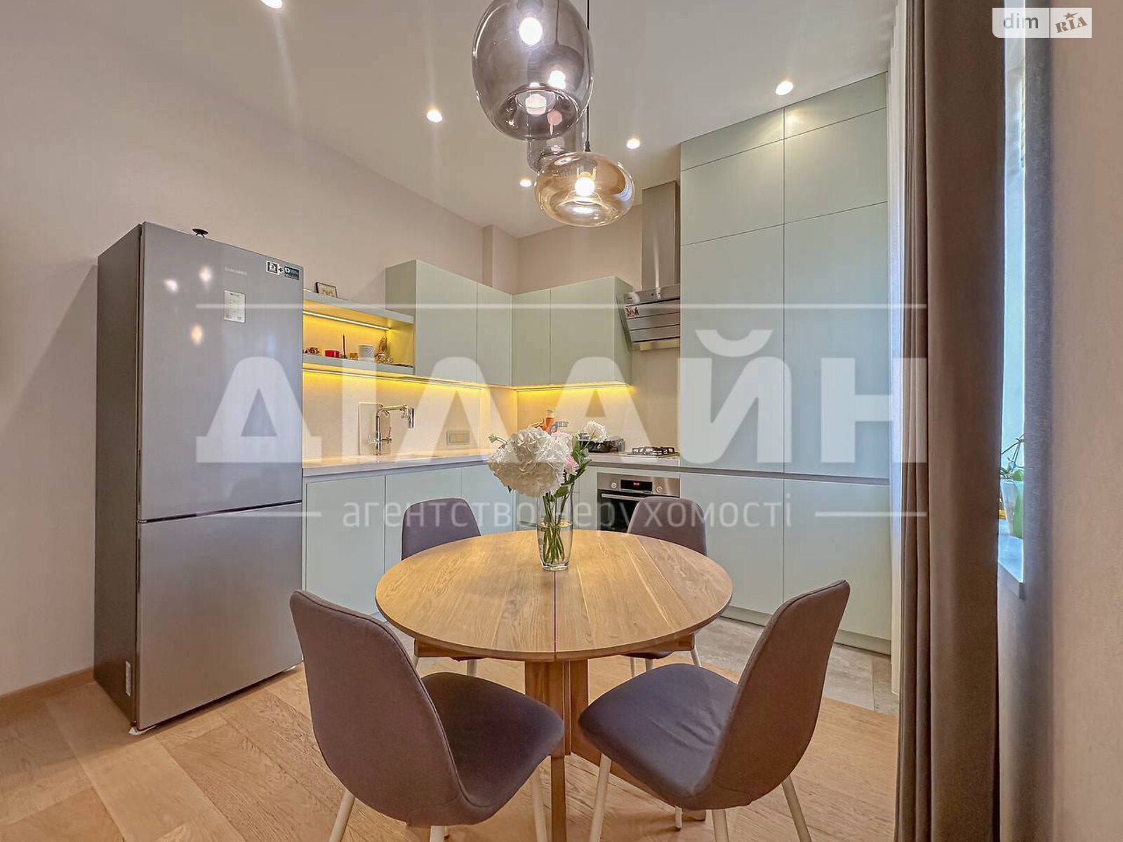 Продажа двухкомнатной квартиры в Запорожье, на просп. Металлургов 8А, район Днепровский (Ленинский) фото 1 Продажа двухкомнатной квартиры в Запорожье, на просп. Металлургов 8А, район Днепровский (Ленинский) фото 1