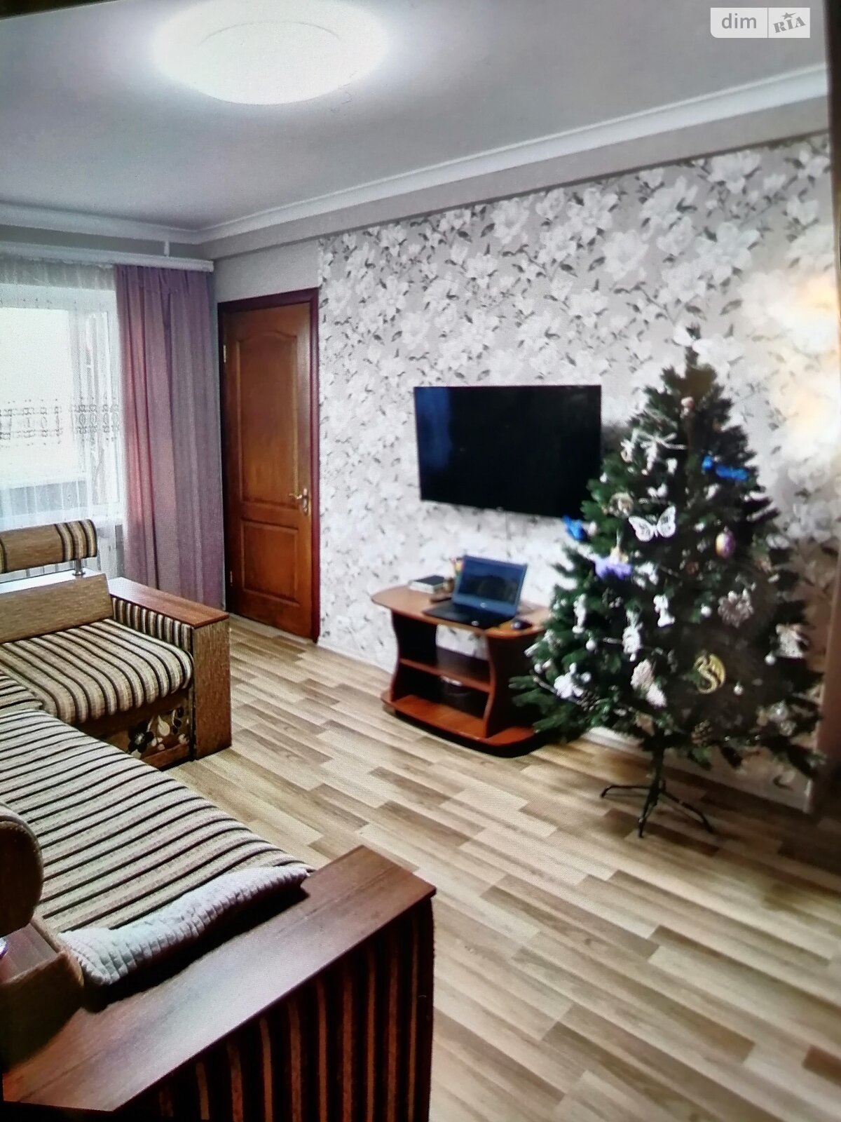 Продаж трикімнатної квартири в Запоріжжі, на вул. Михайлова 19, район Дніпровський (Ленінський) фото 1 Продаж трикімнатної квартири в Запоріжжі, на вул. Михайлова 19, район Дніпровський (Ленінський) фото 1