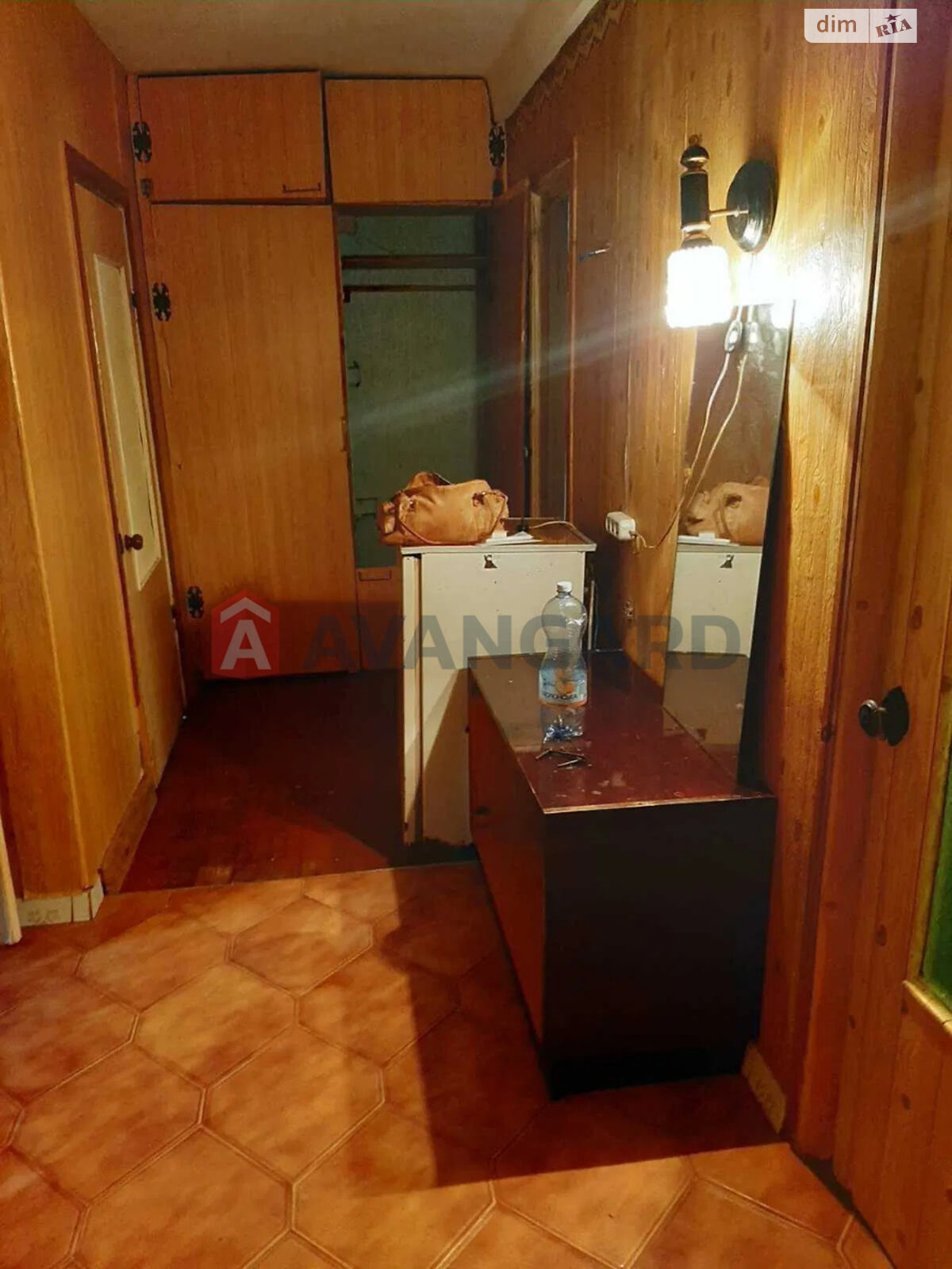 Продаж трикімнатної квартири в Запоріжжі, на вул. Михайлова 13, район Дніпровський (Ленінський) фото 1 Продаж трикімнатної квартири в Запоріжжі, на вул. Михайлова 13, район Дніпровський (Ленінський) фото 1