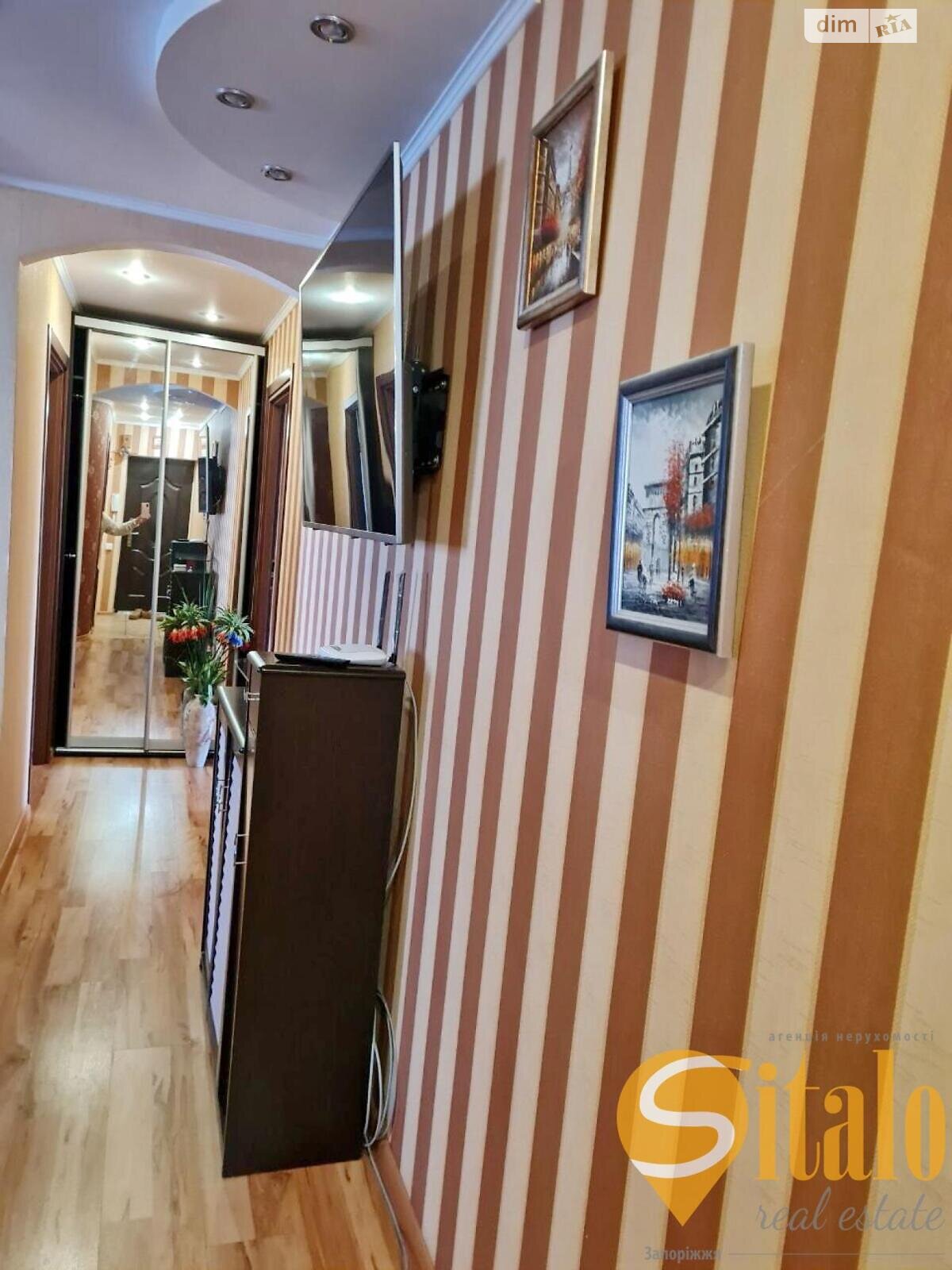 Продажа трехкомнатной квартиры в Запорожье, на ул. Портовая, район Днепровский (Ленинский) фото 1 Продажа трехкомнатной квартиры в Запорожье, на ул. Портовая, район Днепровский (Ленинский) фото 1