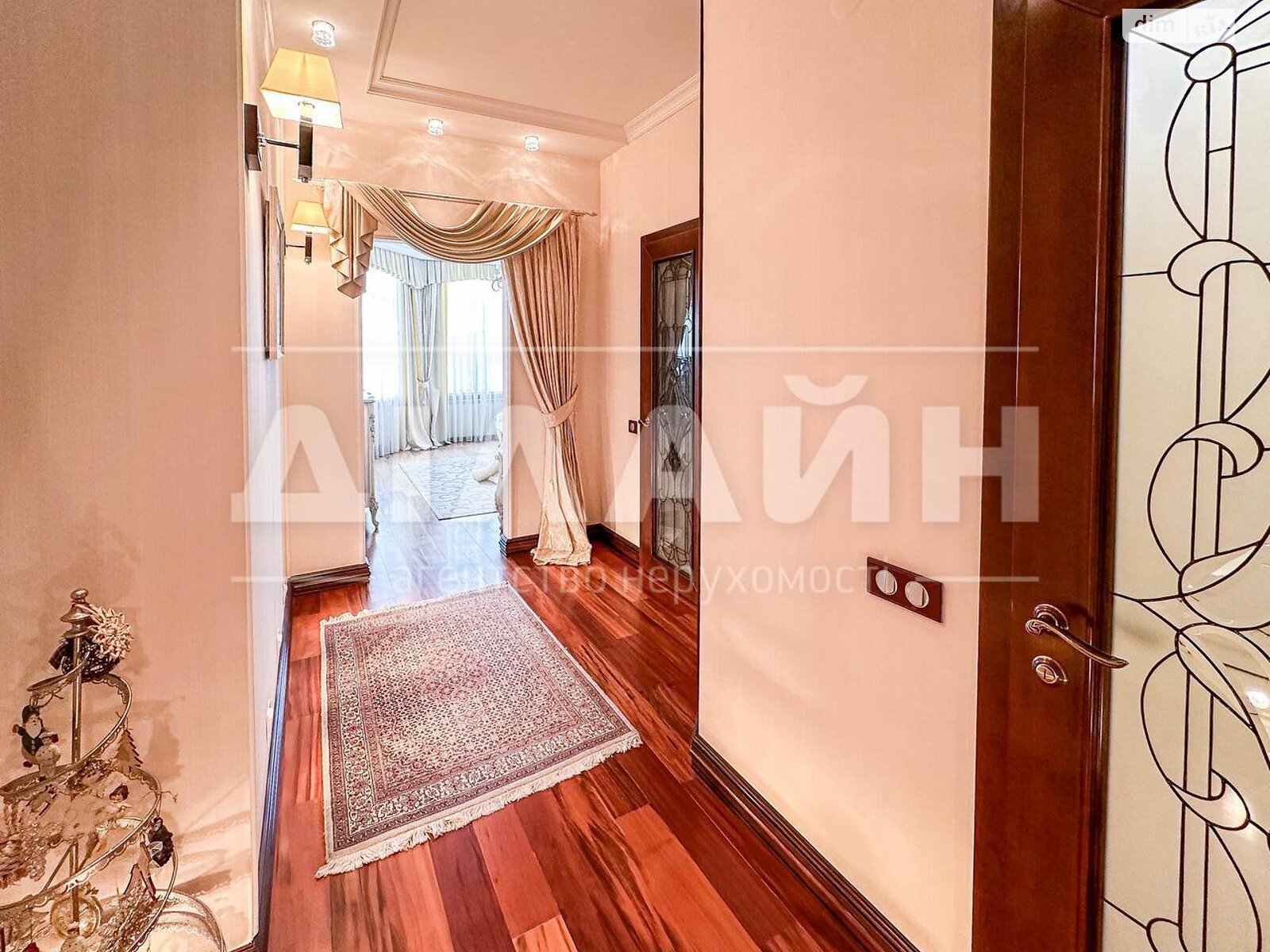 Продаж трикімнатної квартири в Запоріжжі, на вул. Ризька, район Дніпровський (Ленінський) фото 1 Продаж трикімнатної квартири в Запоріжжі, на вул. Ризька, район Дніпровський (Ленінський) фото 1