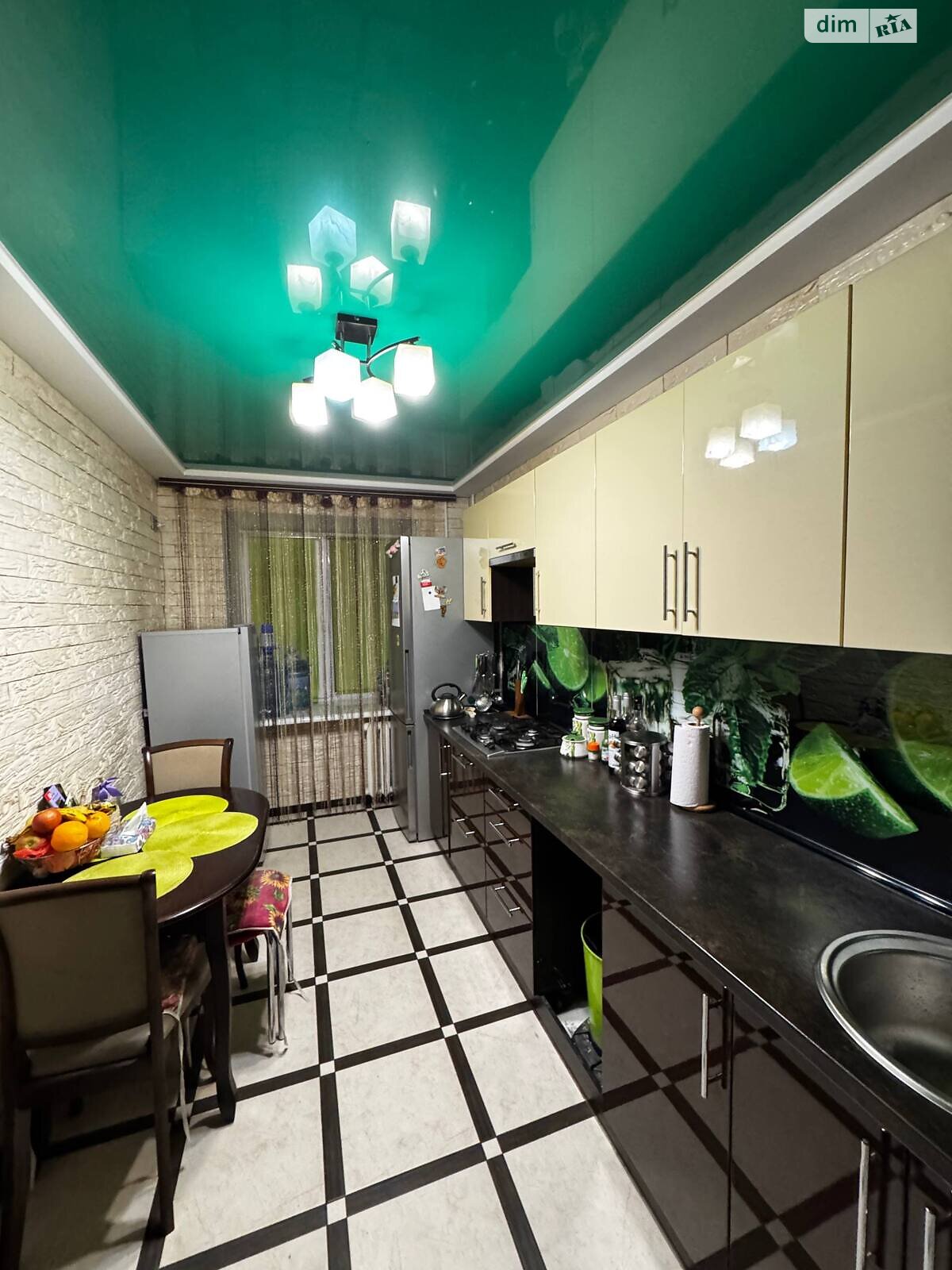 Продаж трикімнатної квартири в Запоріжжі, на вул. Щаслива 15, район Дніпровський (Ленінський) фото 1