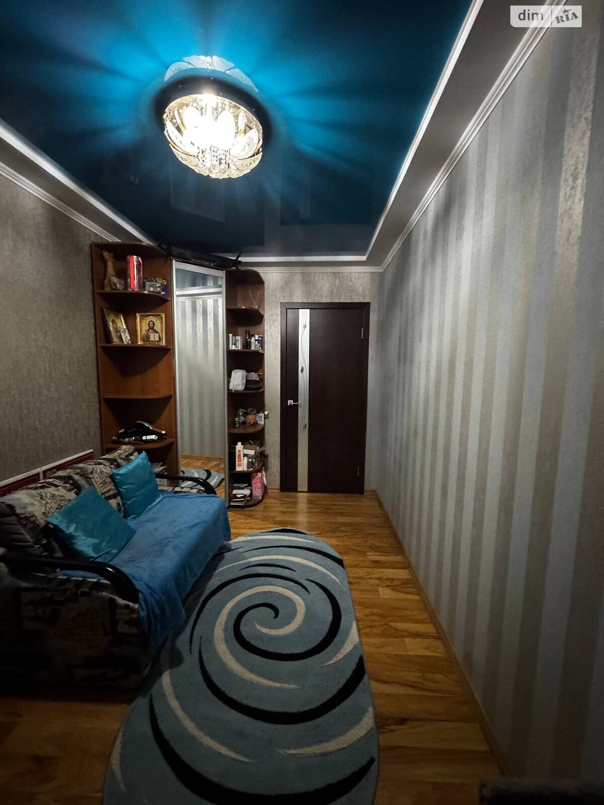 Продаж трикімнатної квартири в Запоріжжі, на вул. Щаслива 15, район Дніпровський (Ленінський) фото 1