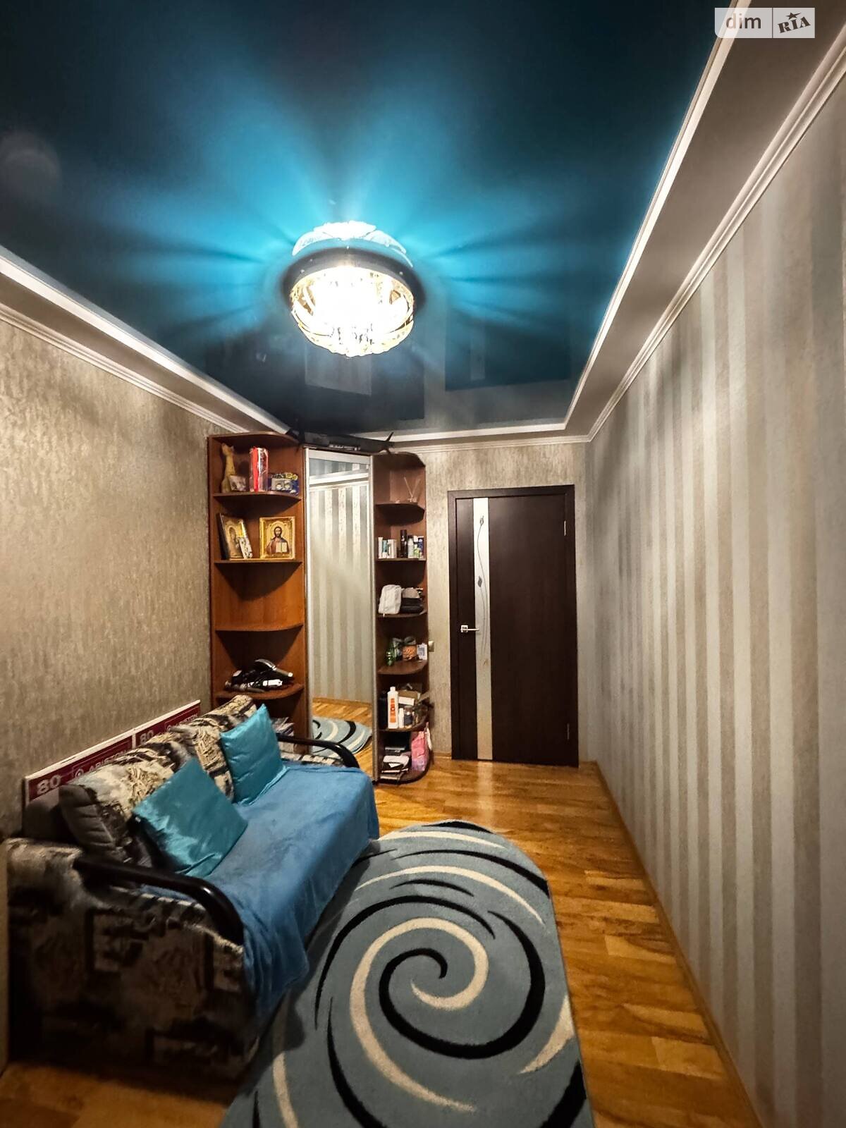 Продаж трикімнатної квартири в Запоріжжі, на вул. Щаслива 15, район Дніпровський (Ленінський) фото 1