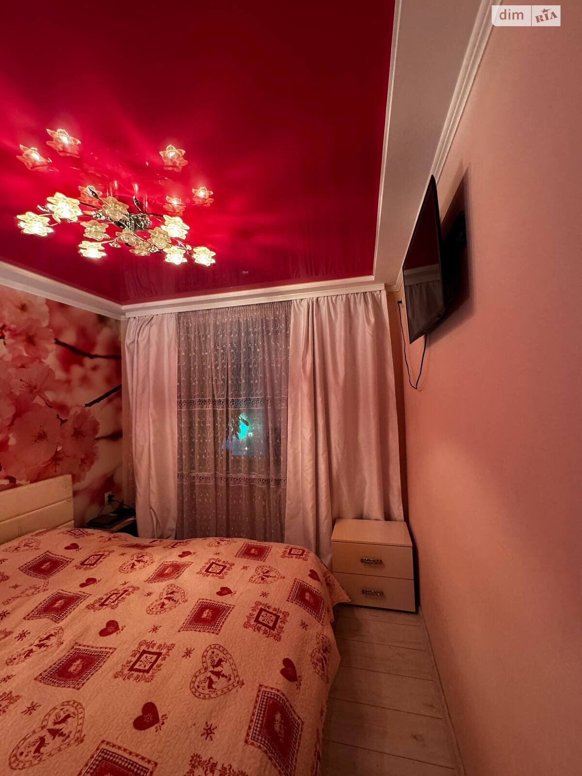 Продаж трикімнатної квартири в Запоріжжі, на вул. Щаслива 15, район Дніпровський (Ленінський) фото 1