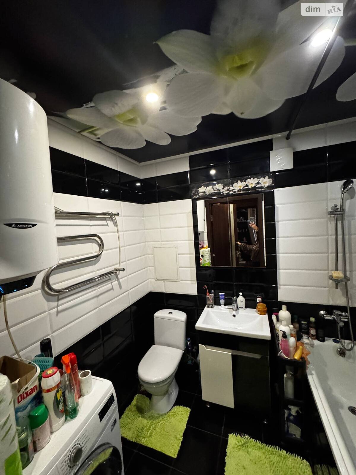 Продаж трикімнатної квартири в Запоріжжі, на вул. Щаслива 15, район Дніпровський (Ленінський) фото 1