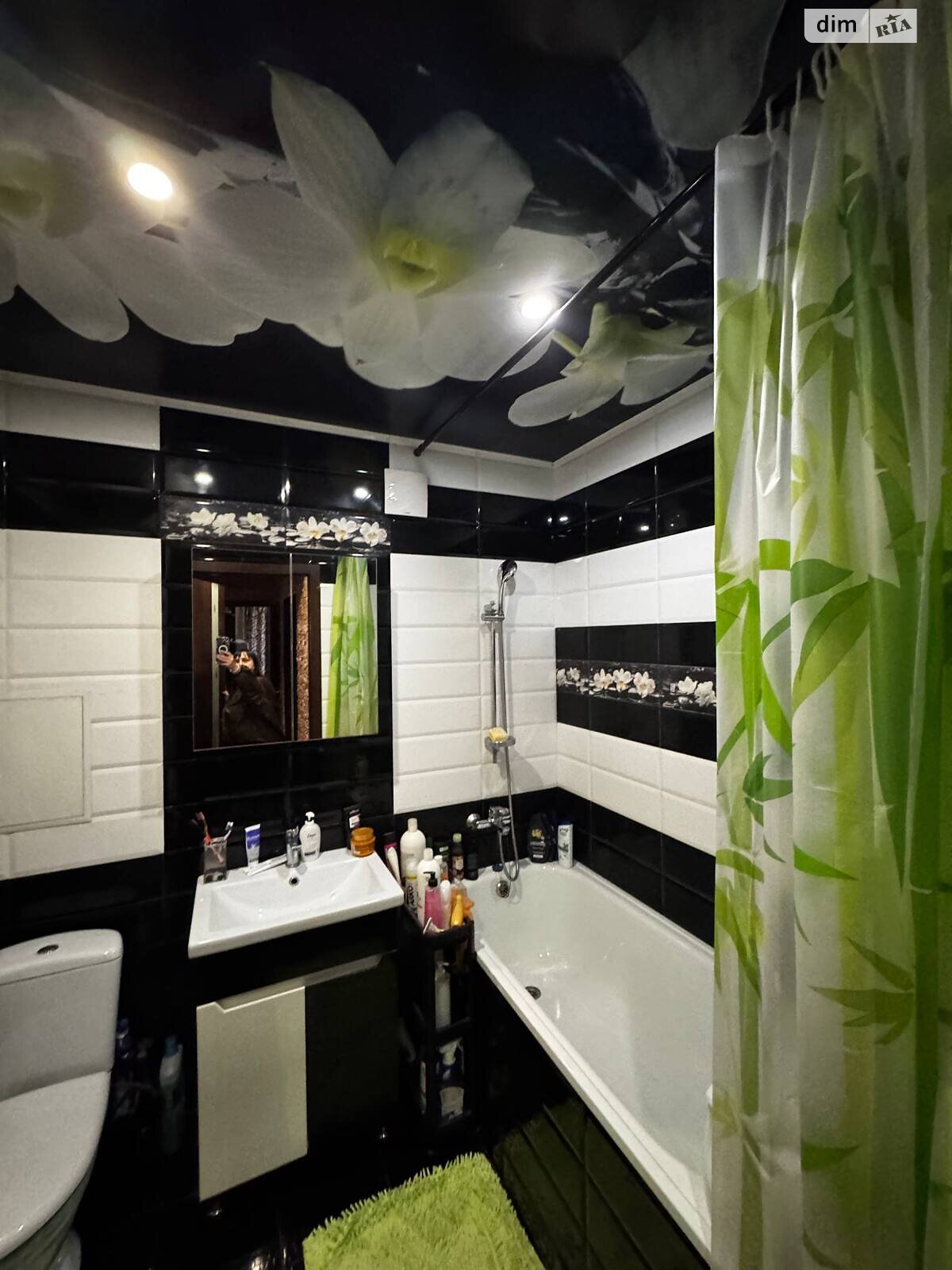 Продаж трикімнатної квартири в Запоріжжі, на вул. Щаслива 15, район Дніпровський (Ленінський) фото 1