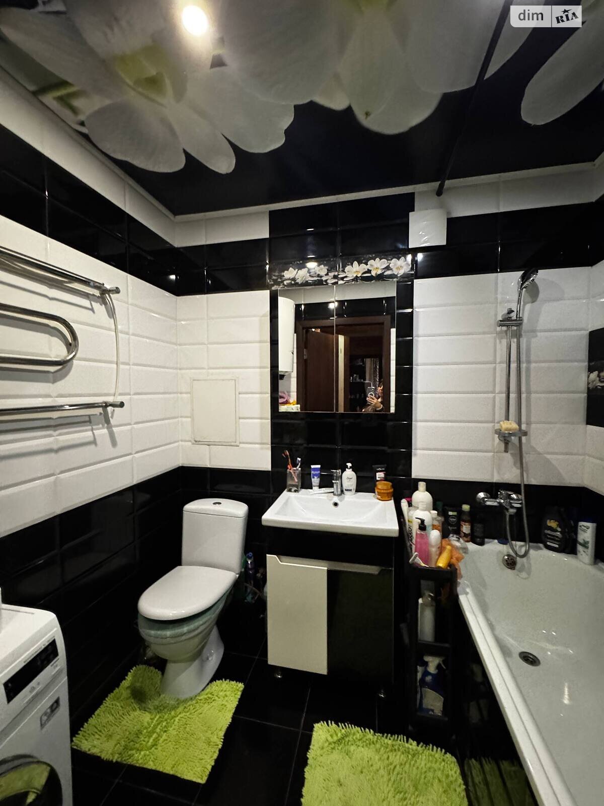 Продаж трикімнатної квартири в Запоріжжі, на вул. Щаслива 15, район Дніпровський (Ленінський) фото 1