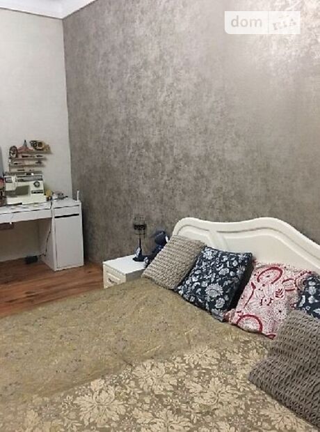 Продаж трикімнатної квартири в Запоріжжі, на просп. Соборний, район Дніпровський (Ленінський) фото 1 Продаж трикімнатної квартири в Запоріжжі, на просп. Соборний, район Дніпровський (Ленінський) фото 1