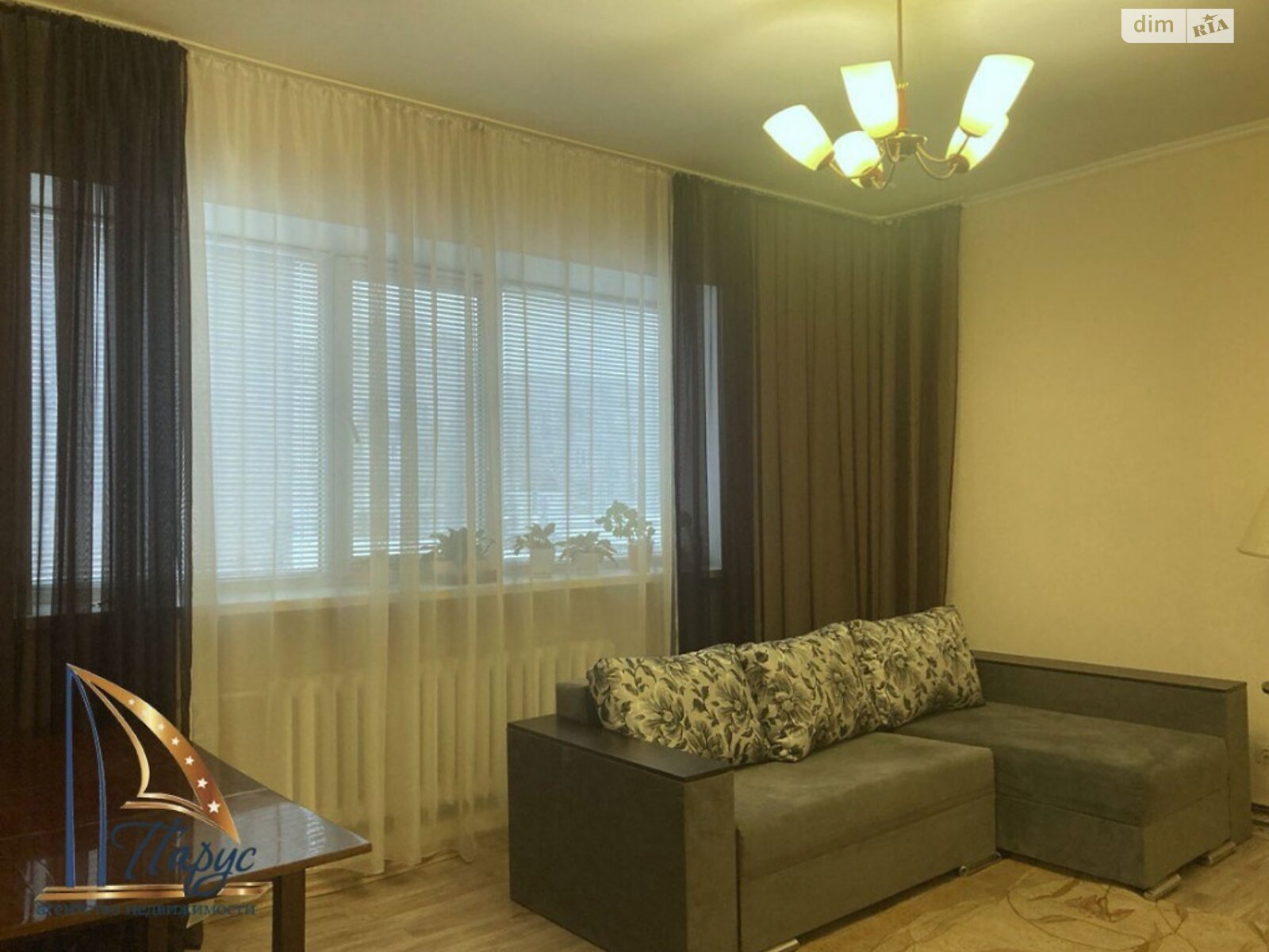 Продажа двухкомнатной квартиры в Запорожье, на просп. Соборный, район Днепровский (Ленинский) фото 1