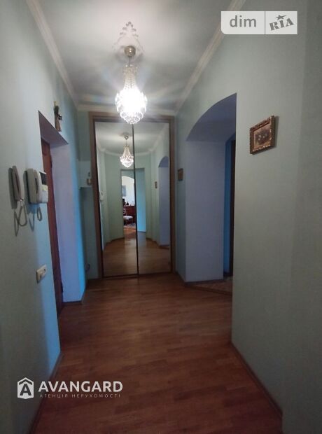 Продаж чотирикімнатної квартири в Запоріжжі, на просп. Металургів 21, район Дніпровський (Ленінський) фото 1 Продаж чотирикімнатної квартири в Запоріжжі, на просп. Металургів 21, район Дніпровський (Ленінський) фото 1