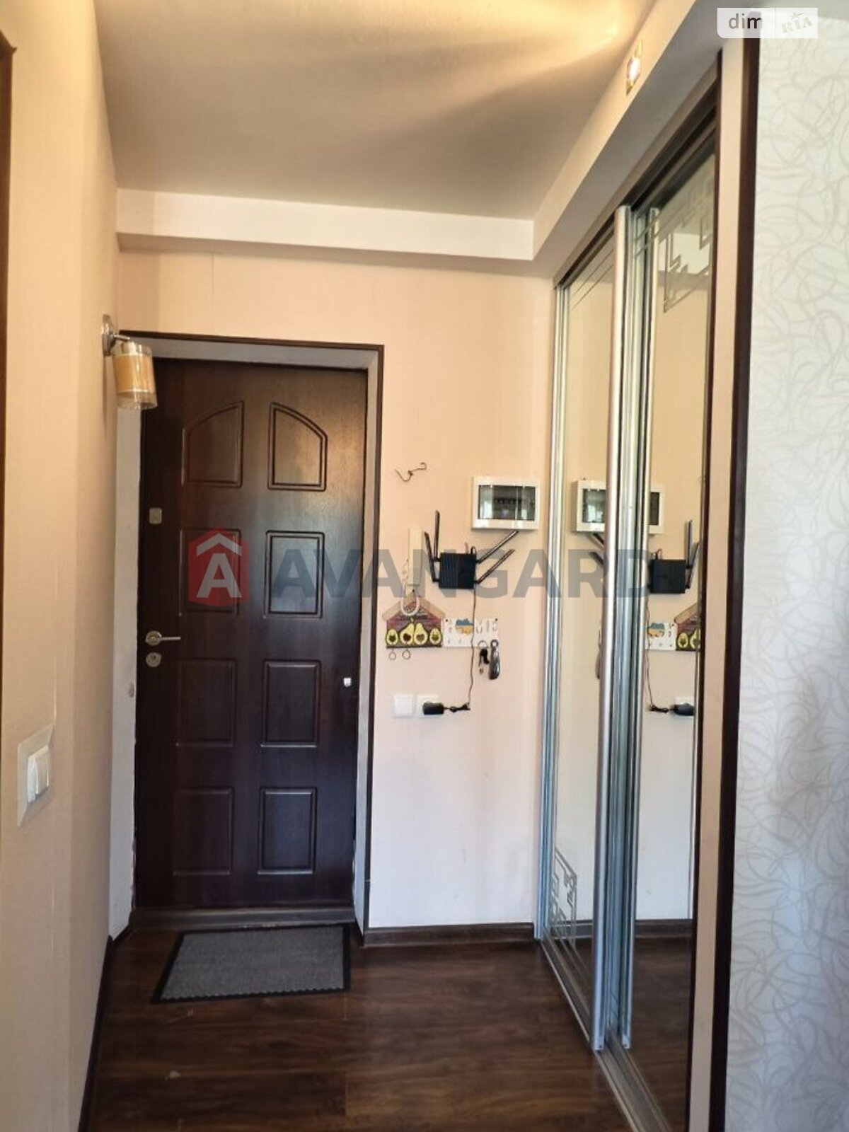 Продажа однокомнатной квартиры в Запорожье, на ул. Светлая 16, район Хортицкий фото 1 Продажа однокомнатной квартиры в Запорожье, на ул. Светлая 16, район Хортицкий фото 1