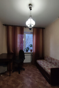 Продажа трехкомнатной квартиры в Запорожье, на ул. Дорошенко, район Хортицкий фото 2