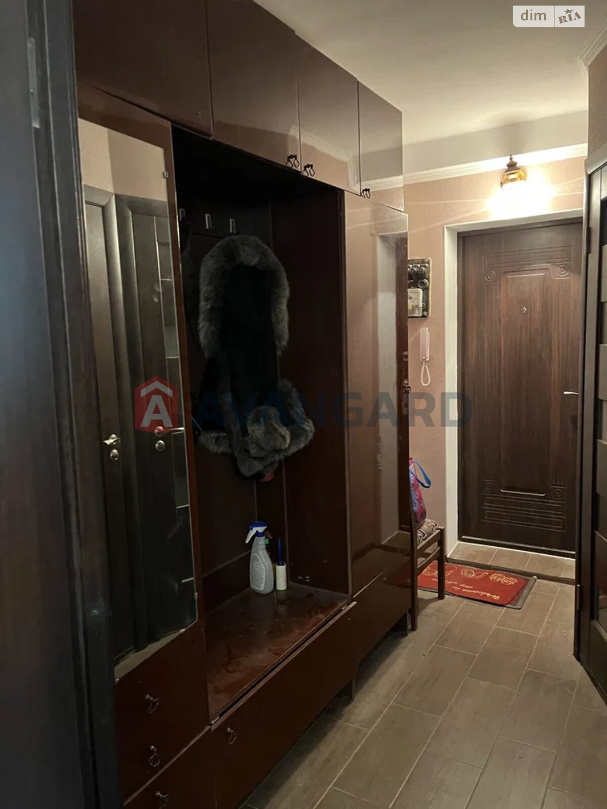 Продаж двокімнатної квартири в Запоріжжі, на вул. Ентузіастів 1, район Хортицький фото 1 Продаж двокімнатної квартири в Запоріжжі, на вул. Ентузіастів 1, район Хортицький фото 1