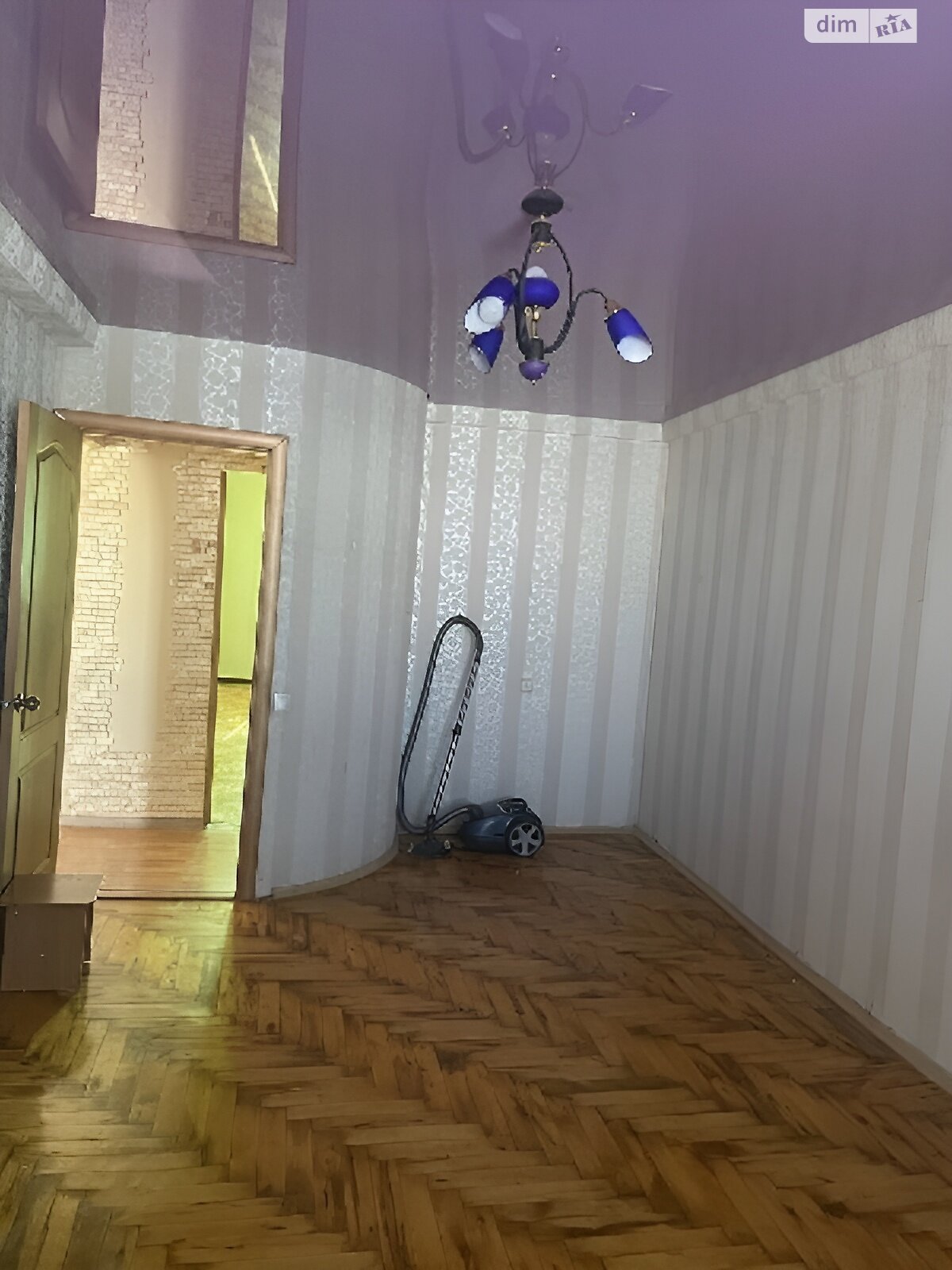 Продаж трикімнатної квартири в Запоріжжі, на просп. Преображенського інженера, район Хортицький фото 1 Продаж трикімнатної квартири в Запоріжжі, на просп. Преображенського інженера, район Хортицький фото 1