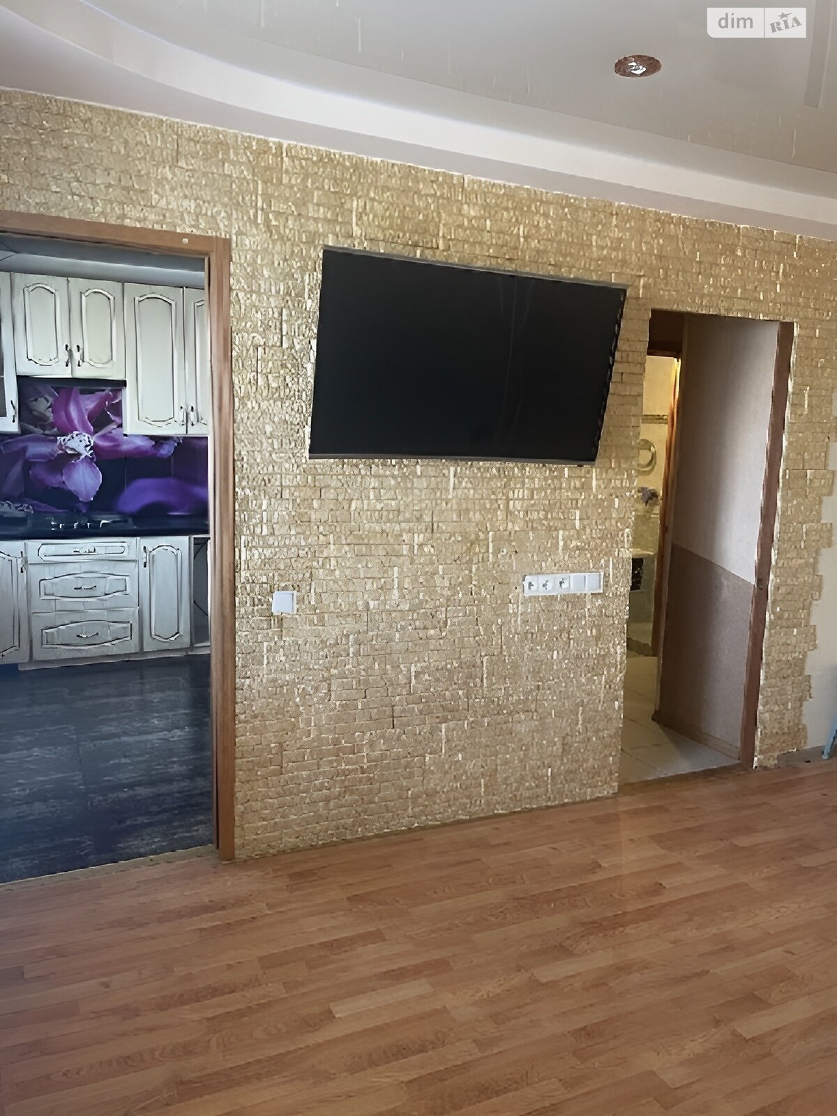 Продаж трикімнатної квартири в Запоріжжі, на просп. Преображенського інженера, район Хортицький фото 1 Продаж трикімнатної квартири в Запоріжжі, на просп. Преображенського інженера, район Хортицький фото 1