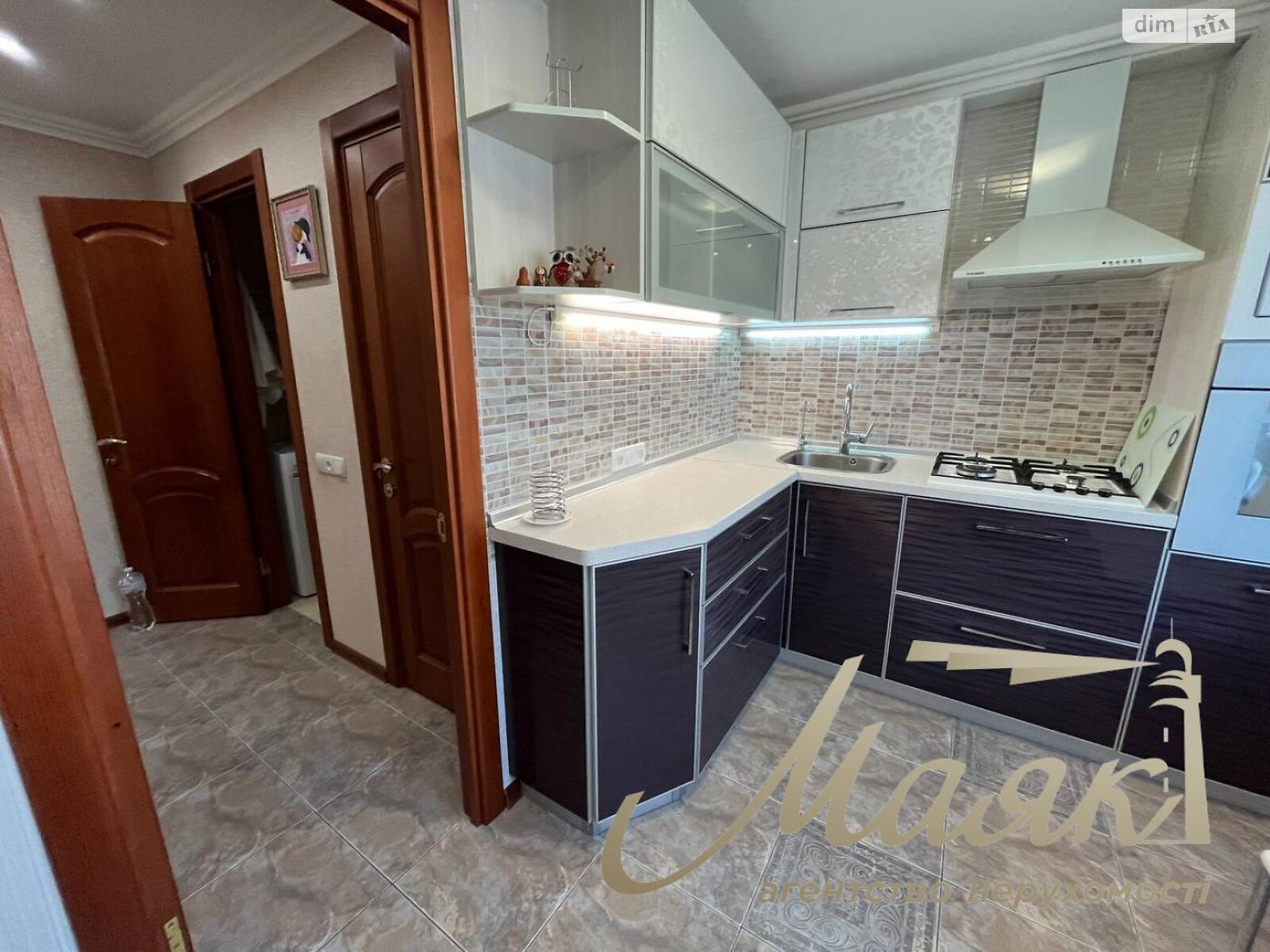 Продажа двухкомнатной квартиры в Запорожье, на просп. Преображенского инженера 25, район Хортицкий фото 1