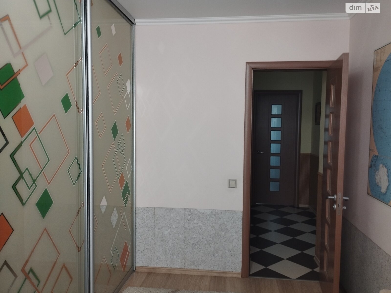 Продаж чотирикімнатної квартири в Запоріжжі, на вул. Стародніпровська, район Хортицький фото 1 Продаж чотирикімнатної квартири в Запоріжжі, на вул. Стародніпровська, район Хортицький фото 1