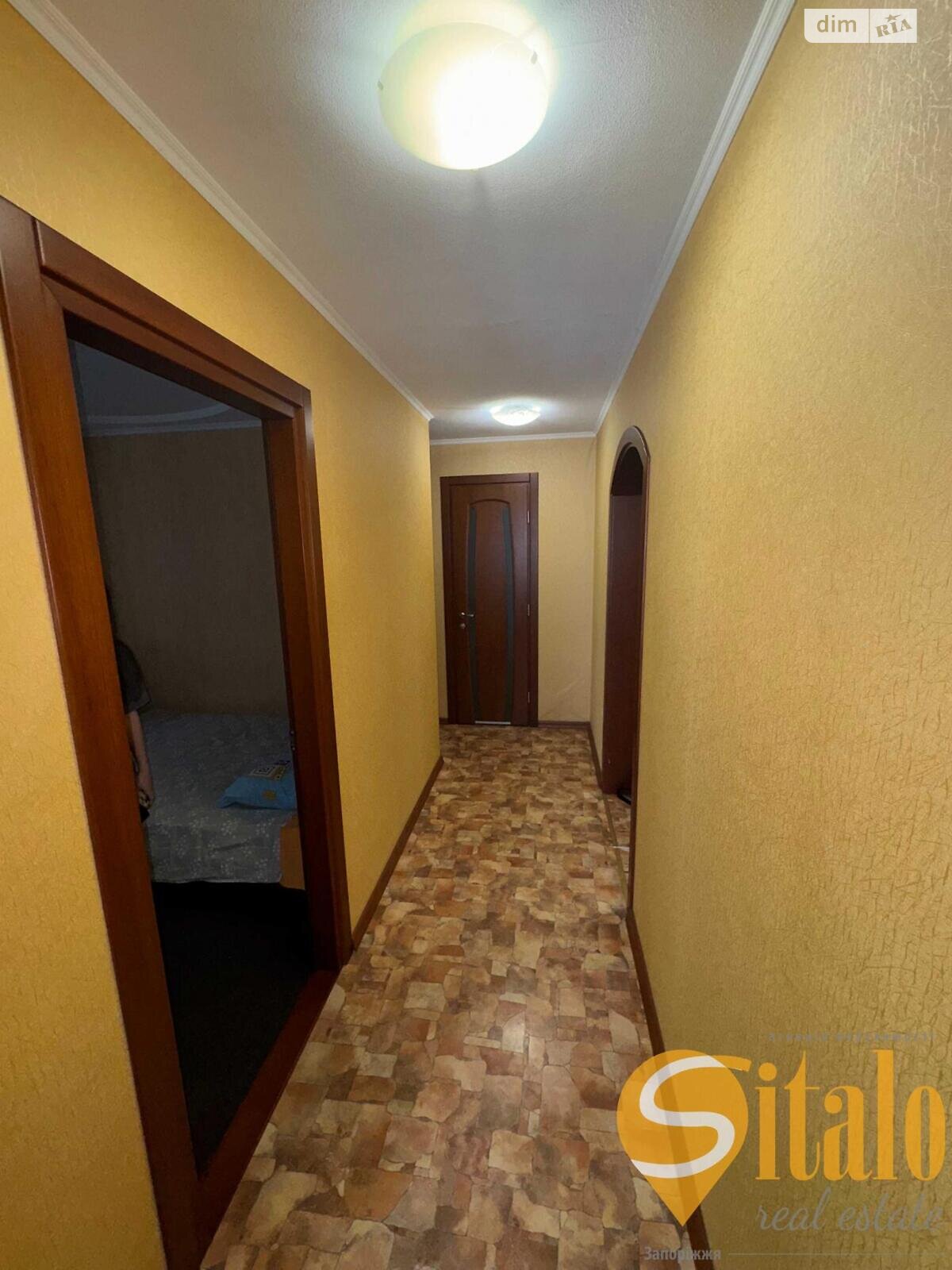 Продаж трикімнатної квартири в Запоріжжі, на вул. Стародніпровська, район Хортицький фото 1 Продаж трикімнатної квартири в Запоріжжі, на вул. Стародніпровська, район Хортицький фото 1