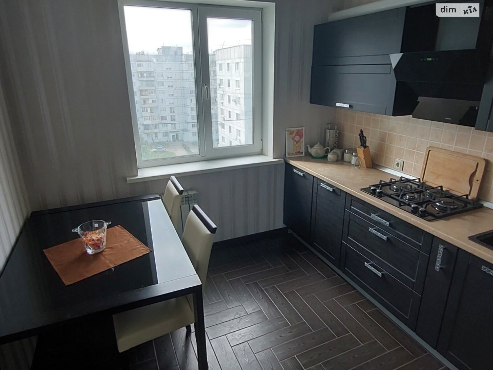 Продажа трехкомнатной квартиры в Запорожье, на бул. Строителей, район Хортицкий фото 1