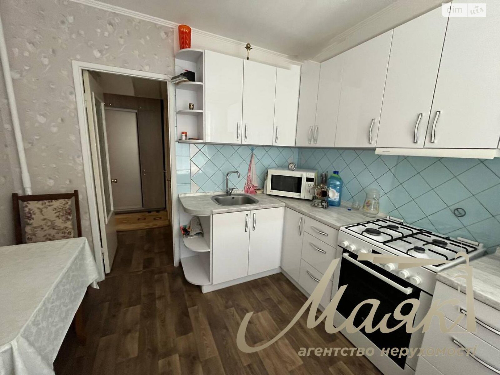 Продаж двокімнатної квартири в Запоріжжі, на бул. Будівельників 9, район Хортицький фото 1 Продаж двокімнатної квартири в Запоріжжі, на бул. Будівельників 9, район Хортицький фото 1