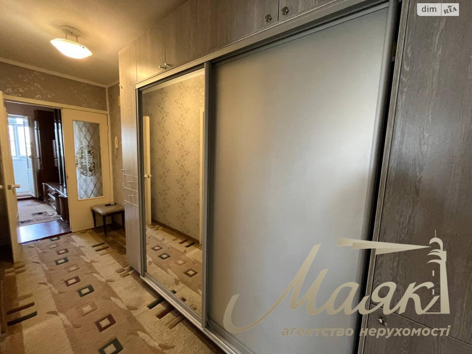 Продаж двокімнатної квартири в Запоріжжі, на бул. Будівельників 9, район Хортицький фото 1 Продаж двокімнатної квартири в Запоріжжі, на бул. Будівельників 9, район Хортицький фото 1