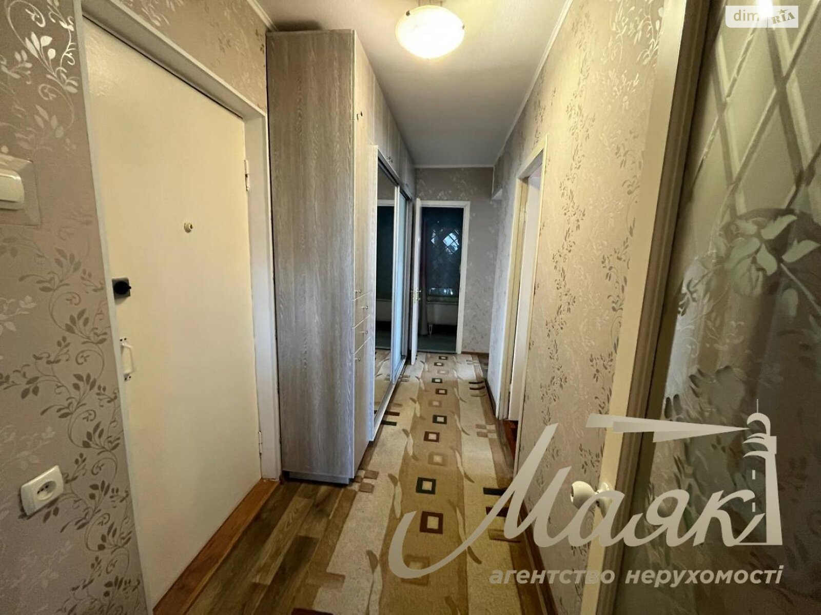 Продаж двокімнатної квартири в Запоріжжі, на бул. Будівельників 9, район Хортицький фото 1 Продаж двокімнатної квартири в Запоріжжі, на бул. Будівельників 9, район Хортицький фото 1
